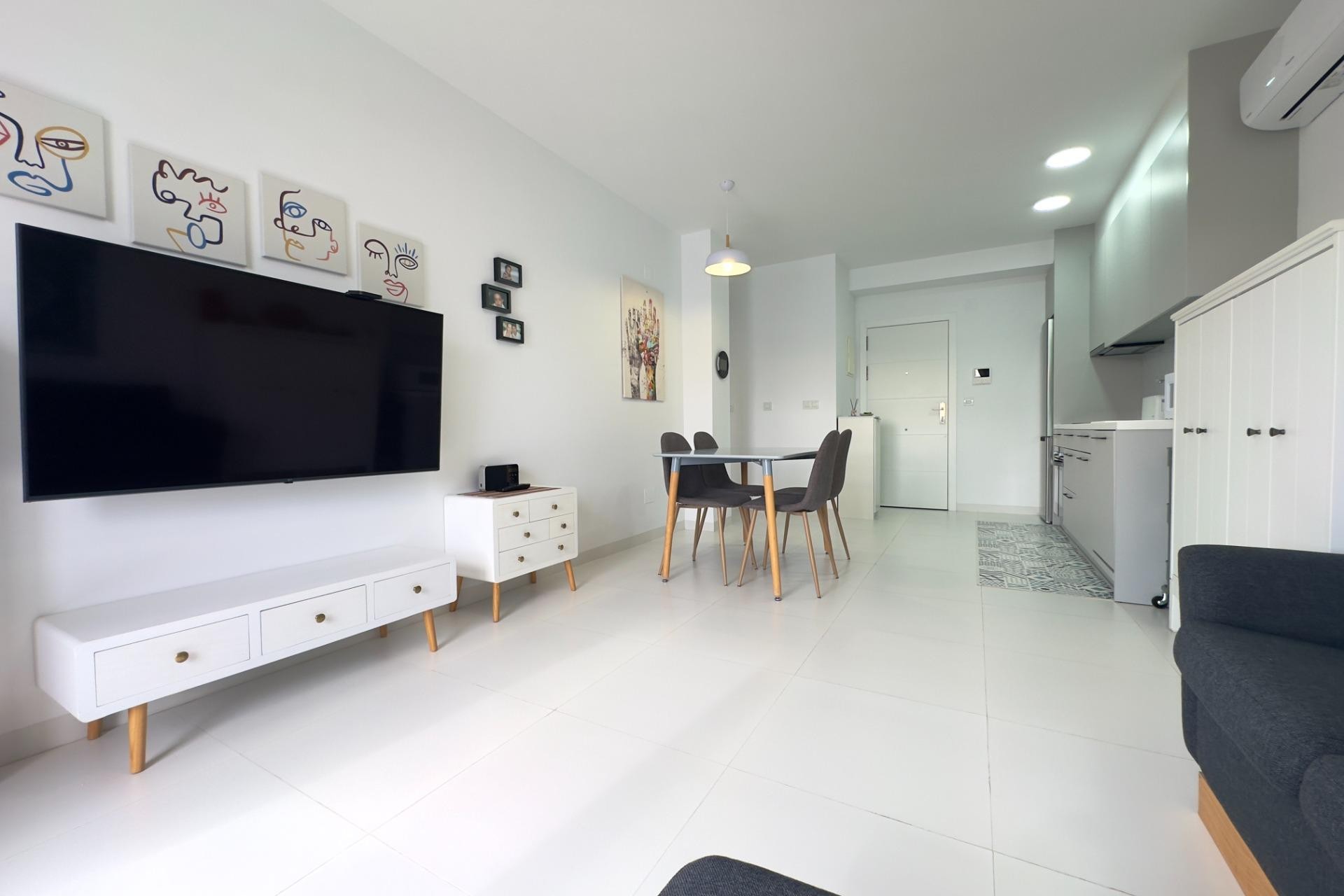 Resale - Apartment -
San Miguel de Salinas - Pueblo 9