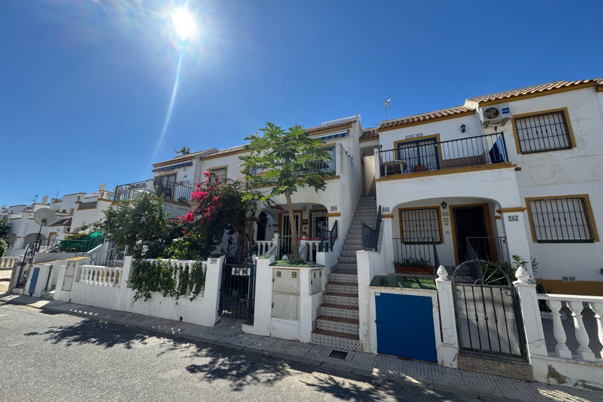 Resale - Apartment - Top Floor Apartment -
Orihuela Costa - Los Almendros-La Florida