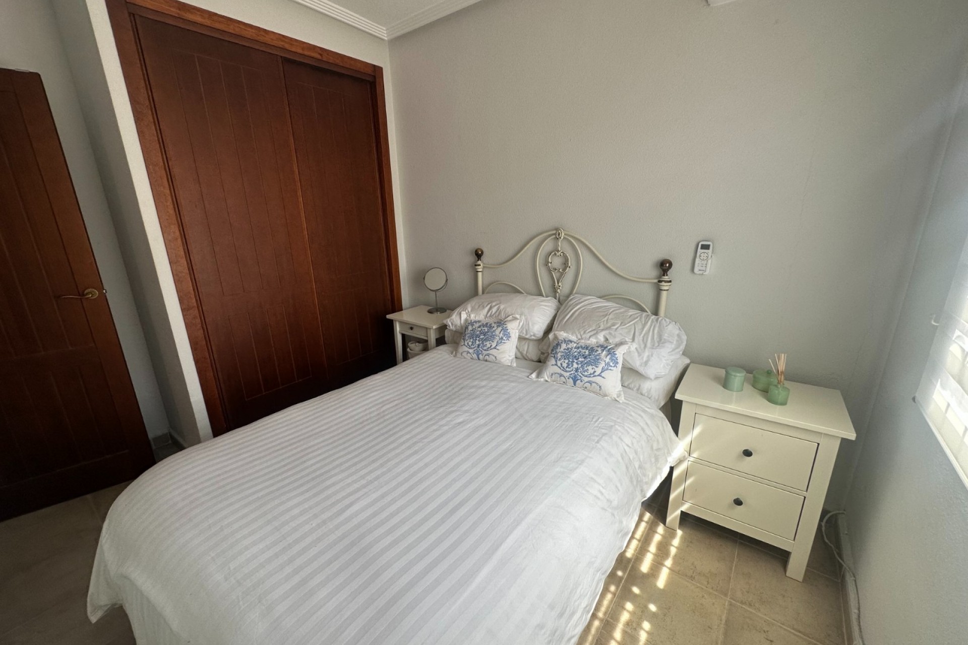 Resale - Apartment -
Torrevieja - Aguas Nuevas