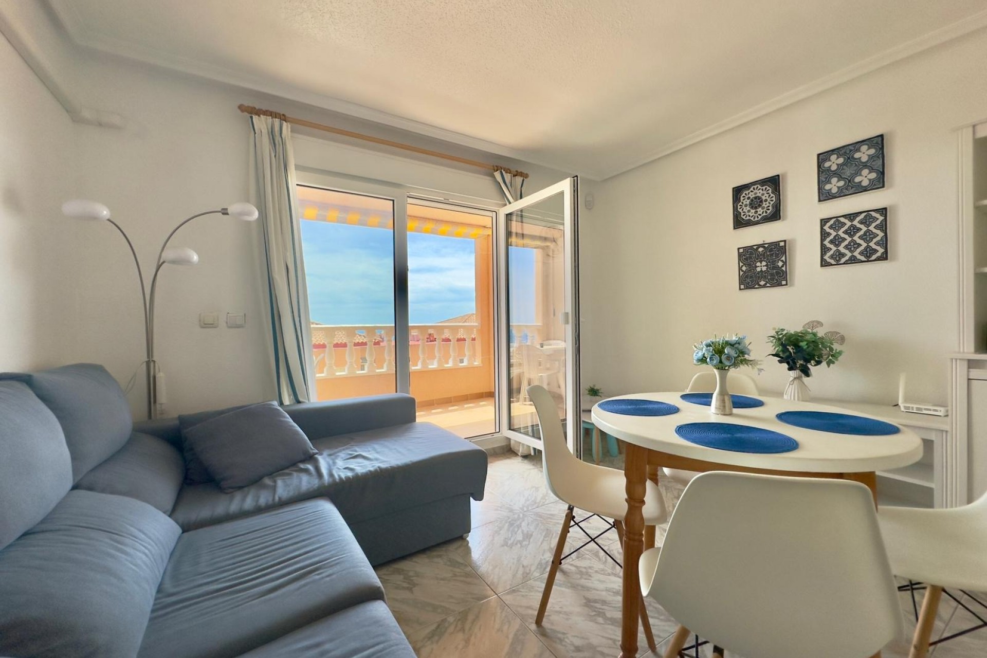 Resale - Apartment -
Torrevieja - Cabo Cervera