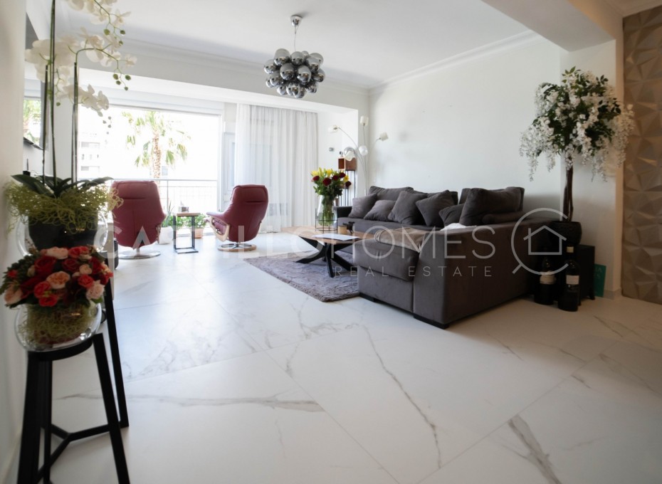 Resale - Apartment -
Torrevieja - Centro