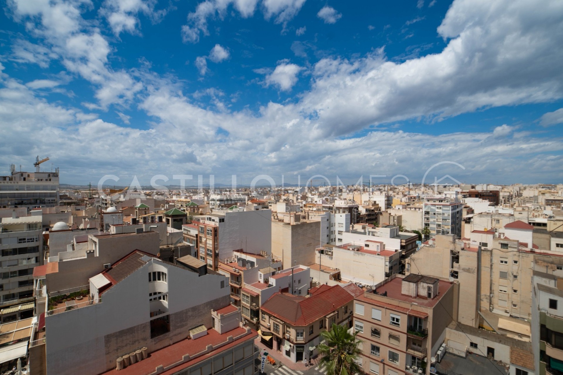 Resale - Apartment -
Torrevieja - Centro