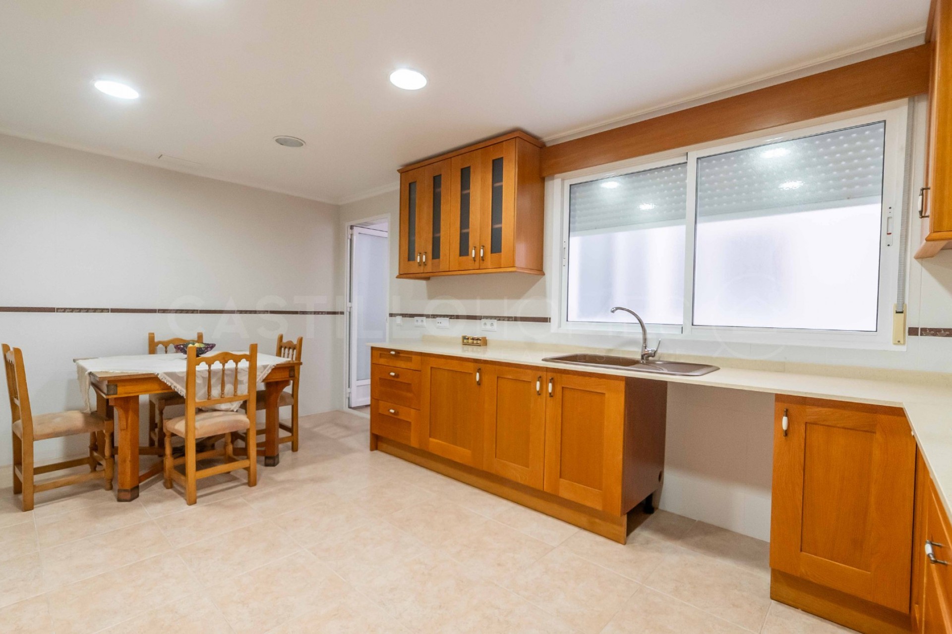 Resale - Apartment -
Torrevieja - Centro