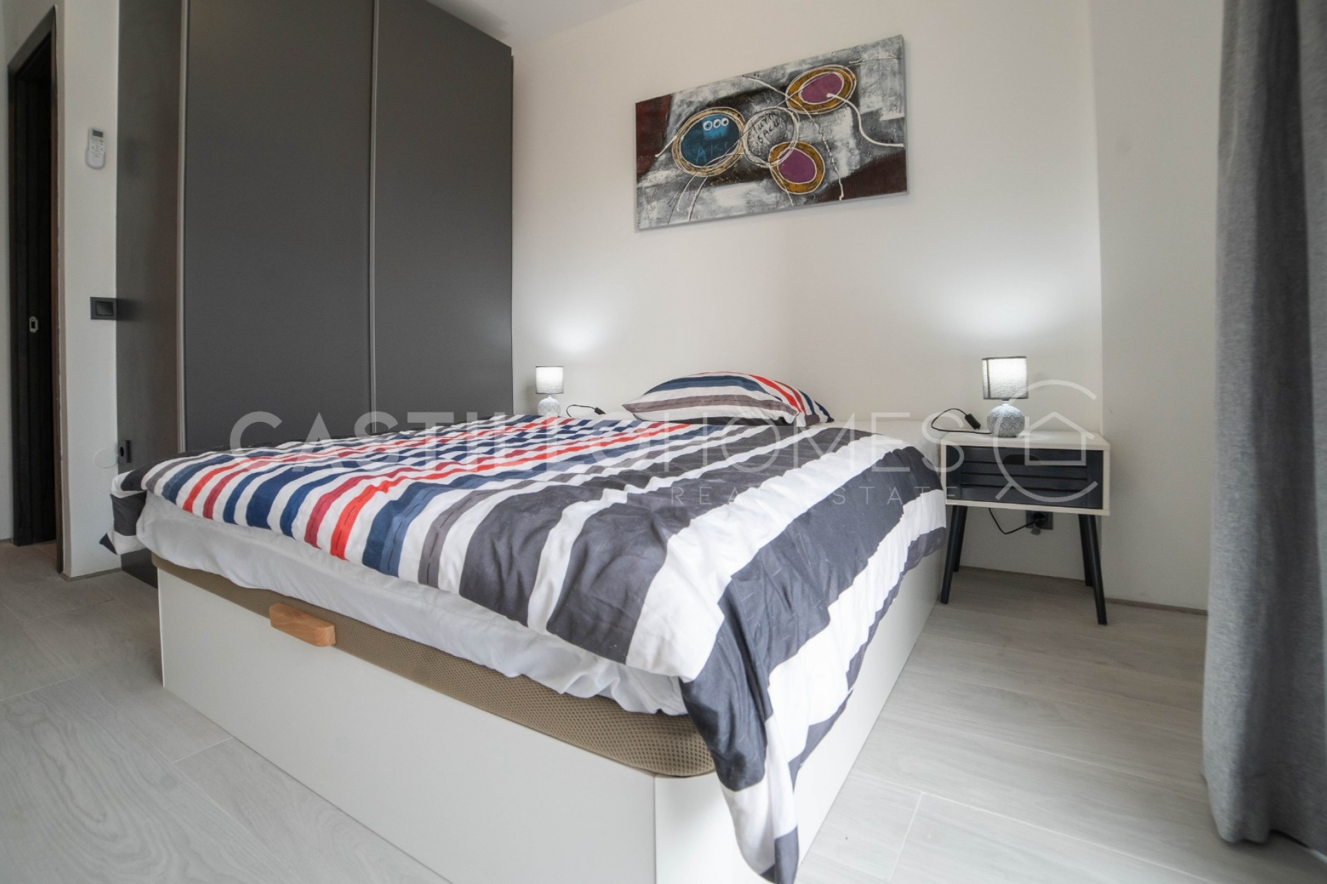 Resale - Apartment -
Torrevieja - Centro