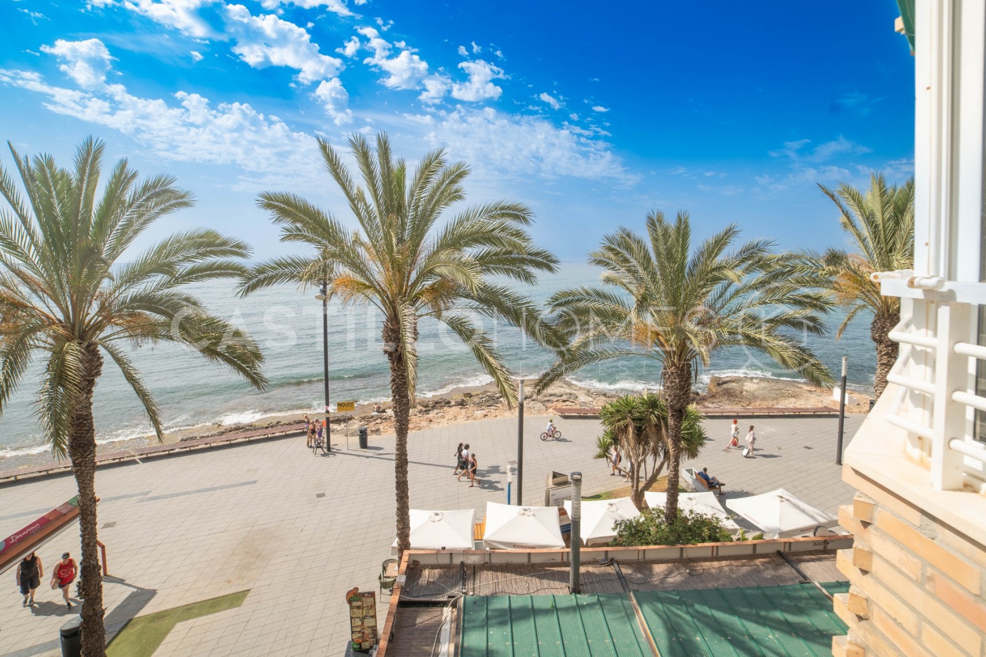 Resale - Apartment -
Torrevieja - Centro