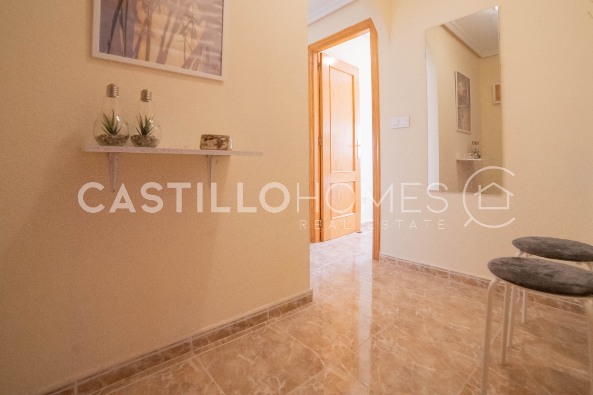 Resale - Apartment -
Torrevieja - Centro