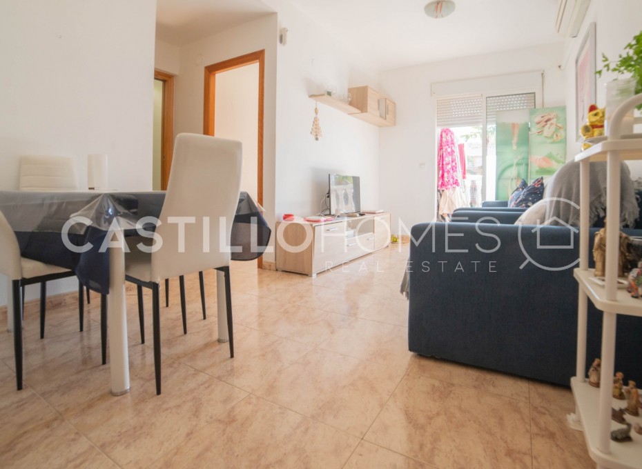 Resale - Apartment -
Torrevieja - Centro