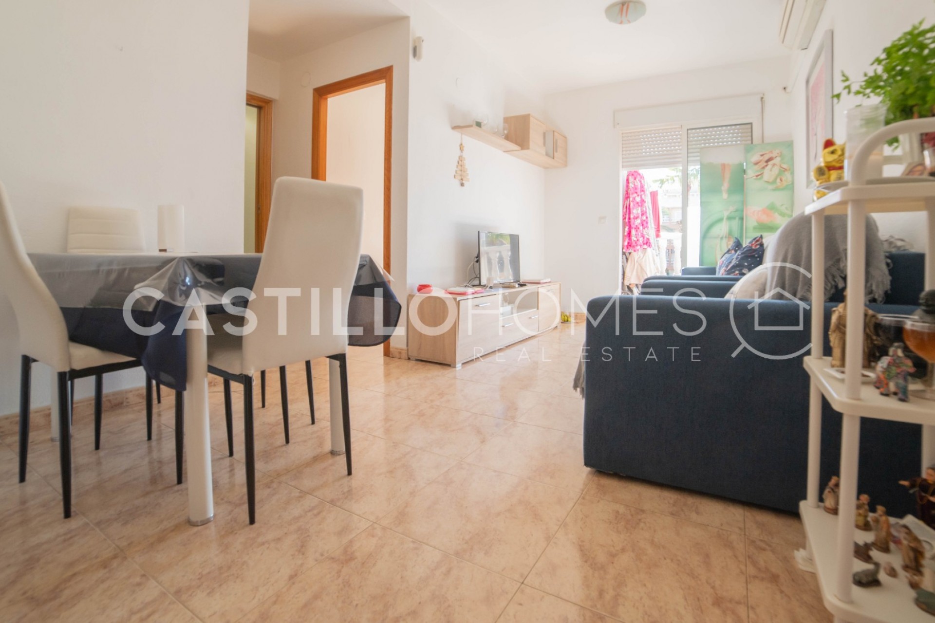 Resale - Apartment -
Torrevieja - Centro