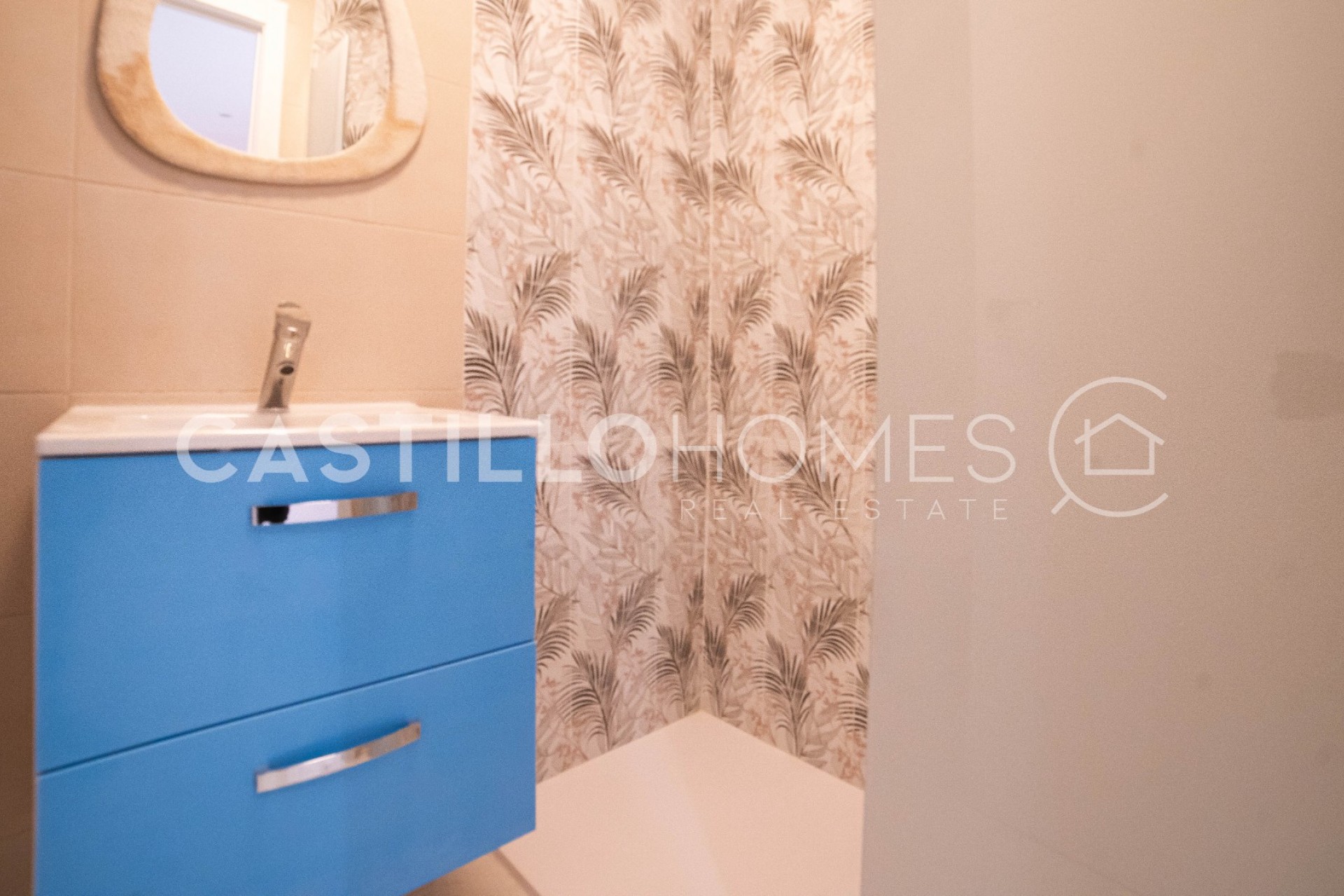 Resale - Apartment -
Torrevieja - Centro