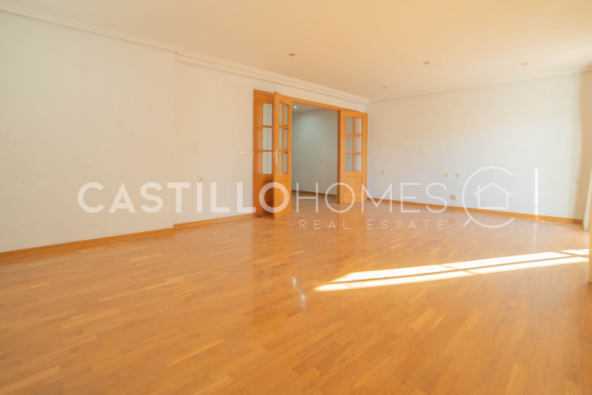 Resale - Apartment -
Torrevieja - Centro