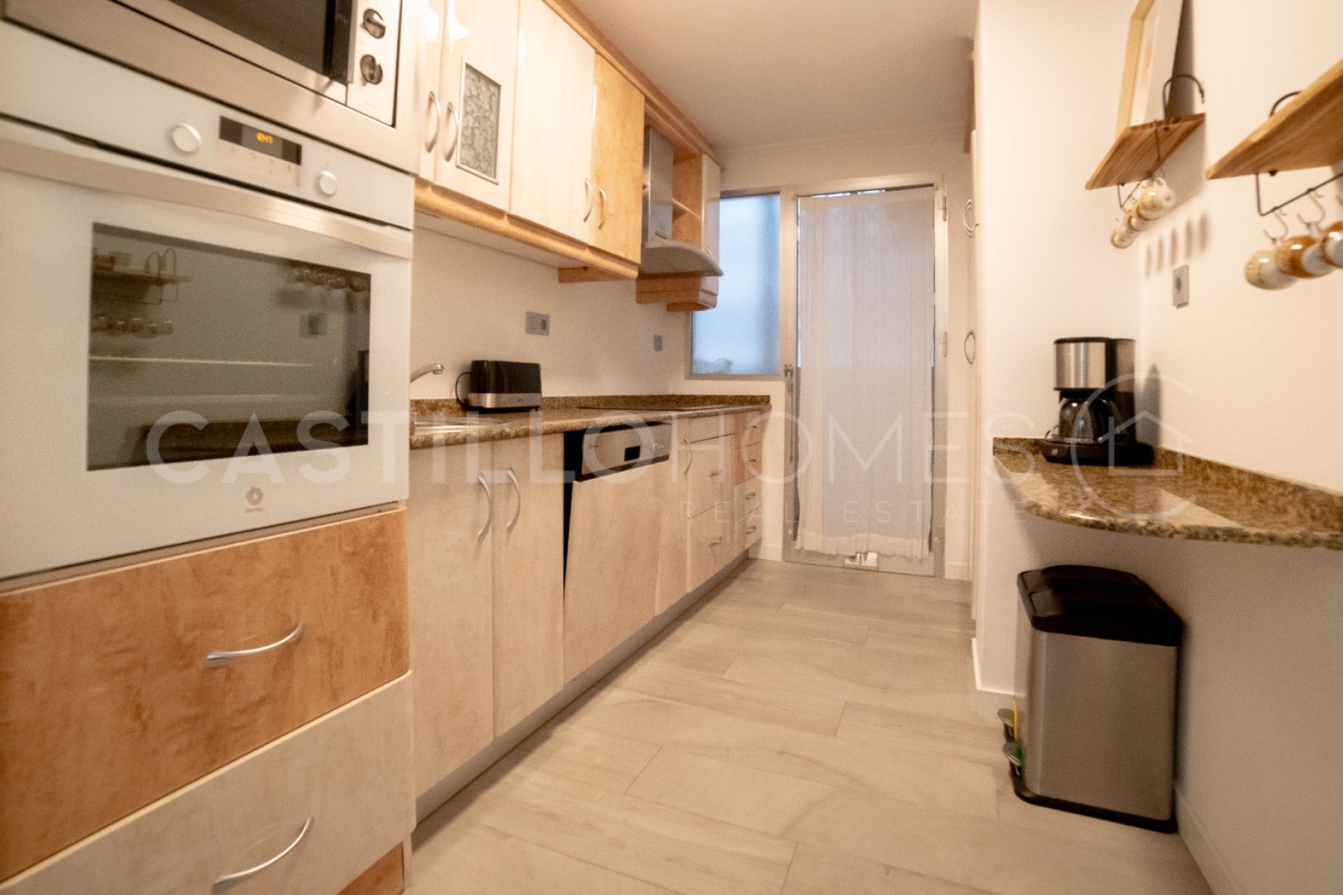 Resale - Apartment -
Torrevieja - Centro