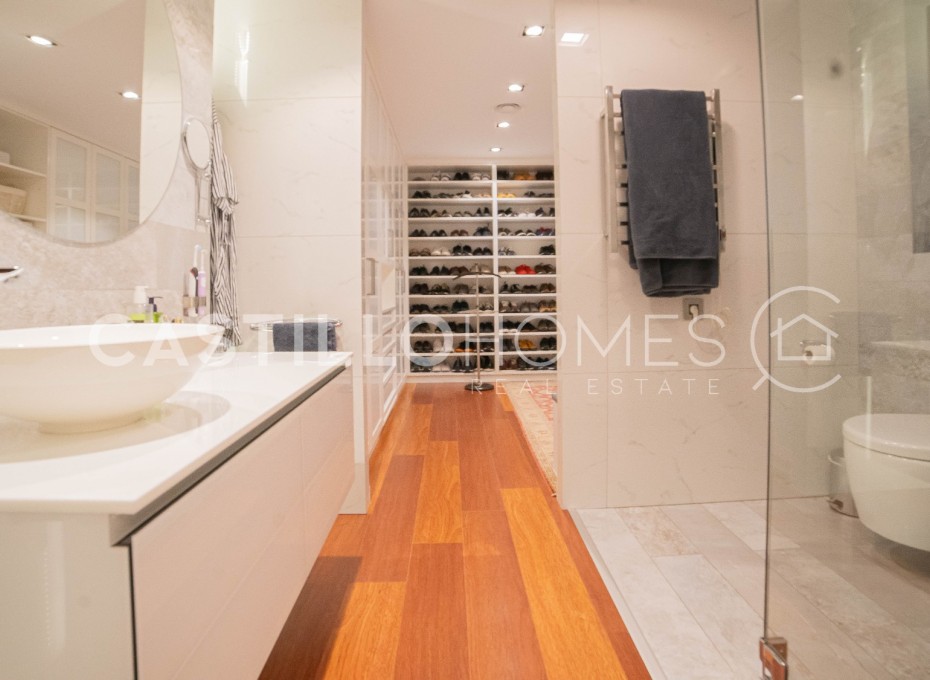 Resale - Apartment -
Torrevieja - Centro