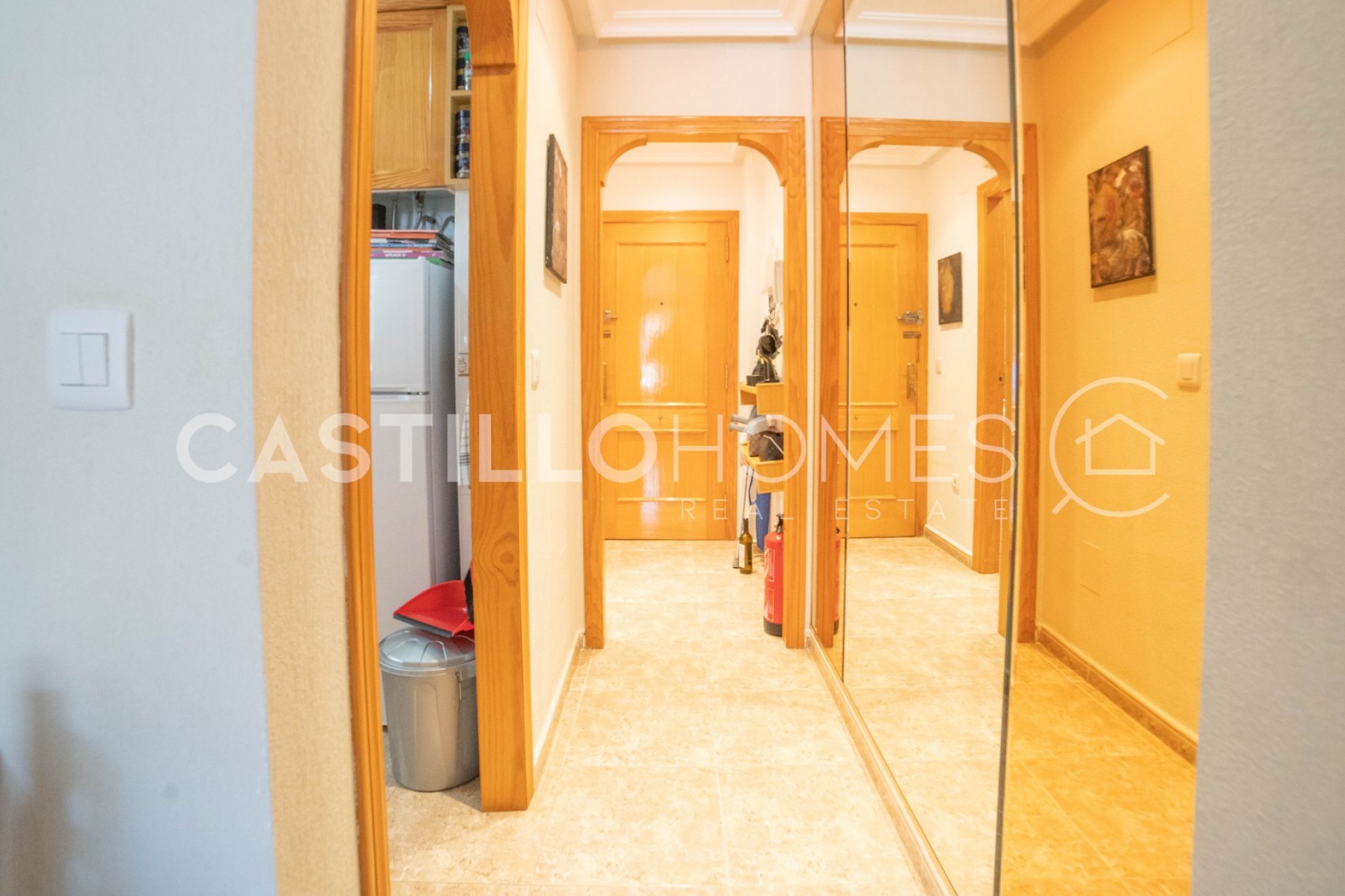 Resale - Apartment -
Torrevieja - Centro