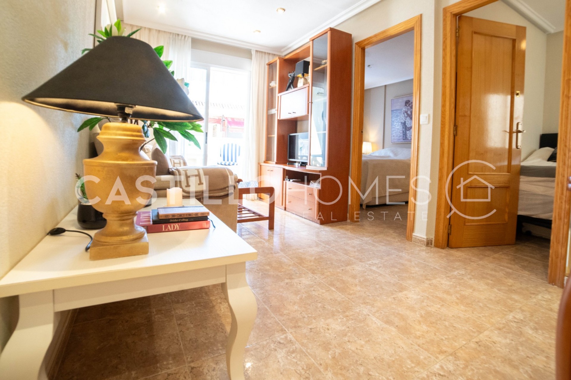 Resale - Apartment -
Torrevieja - Centro