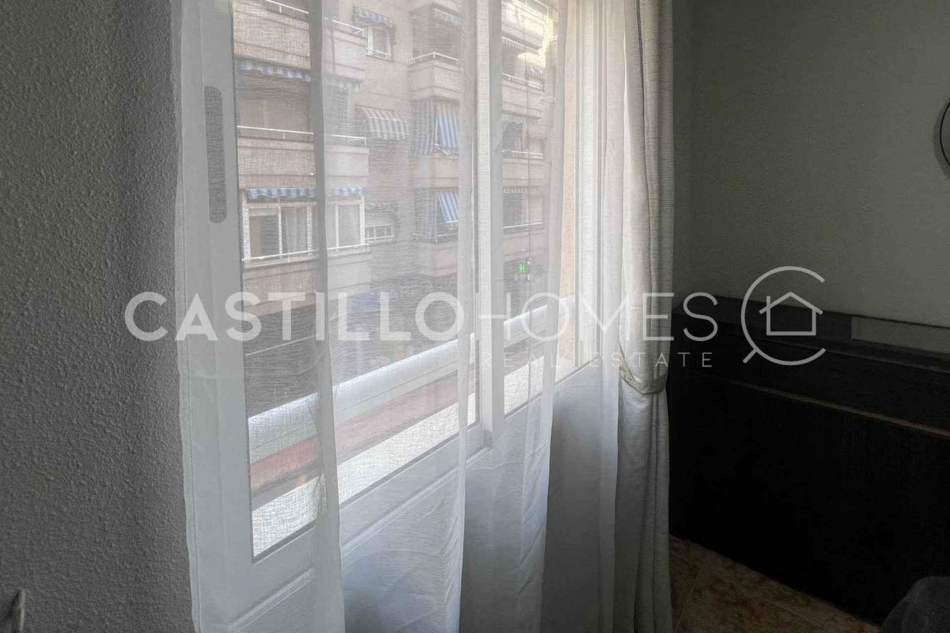 Resale - Apartment -
Torrevieja - Centro