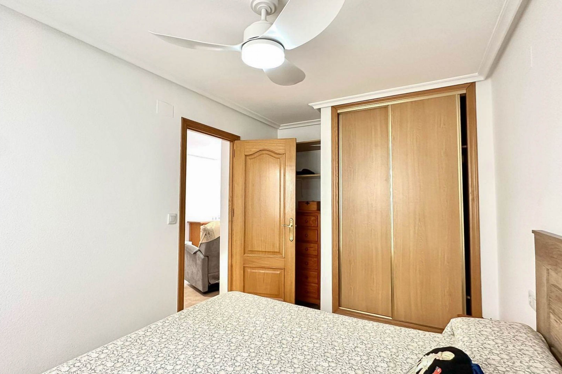 Resale - Apartment -
Torrevieja - Centro