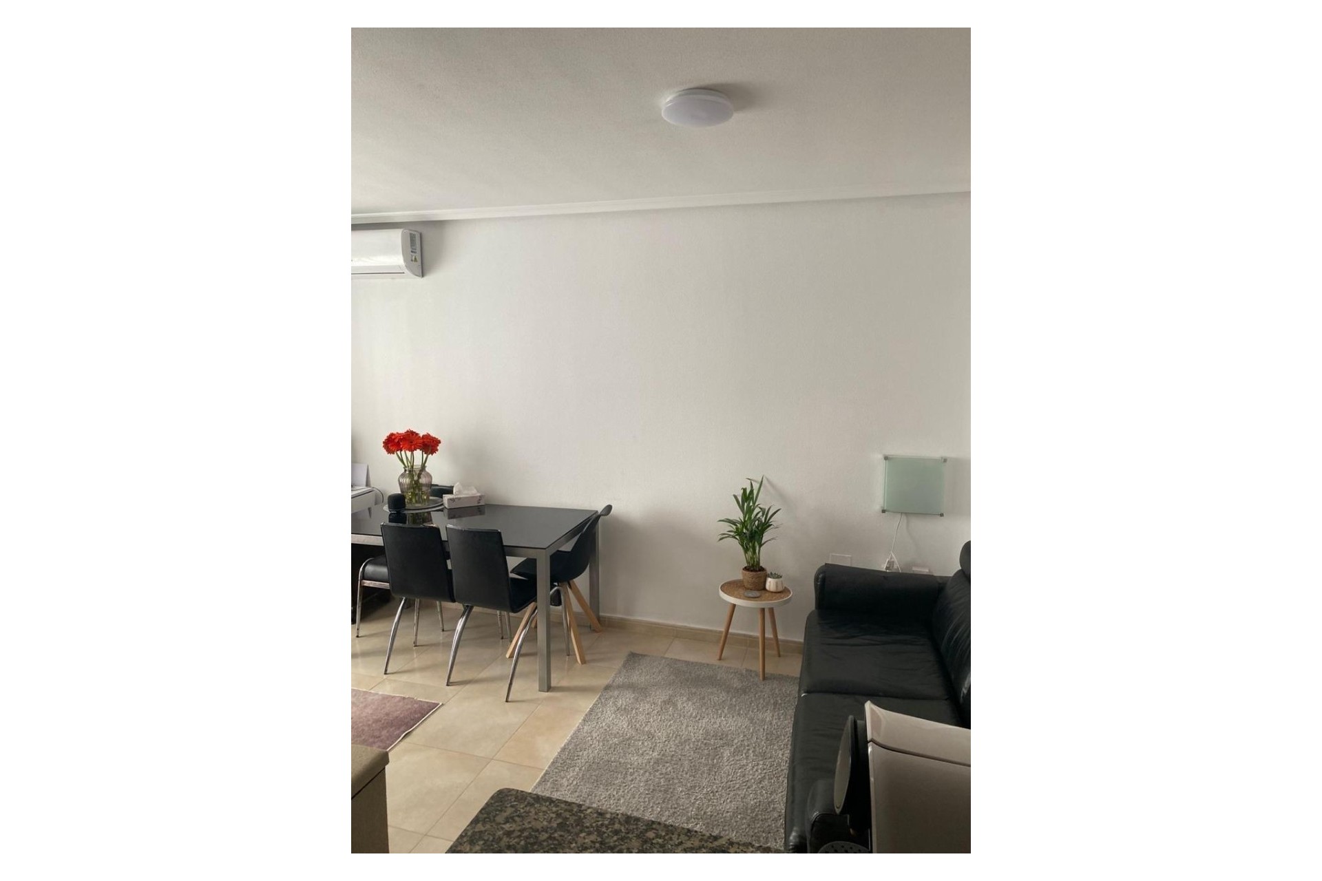 Resale - Apartment -
Torrevieja - Centro