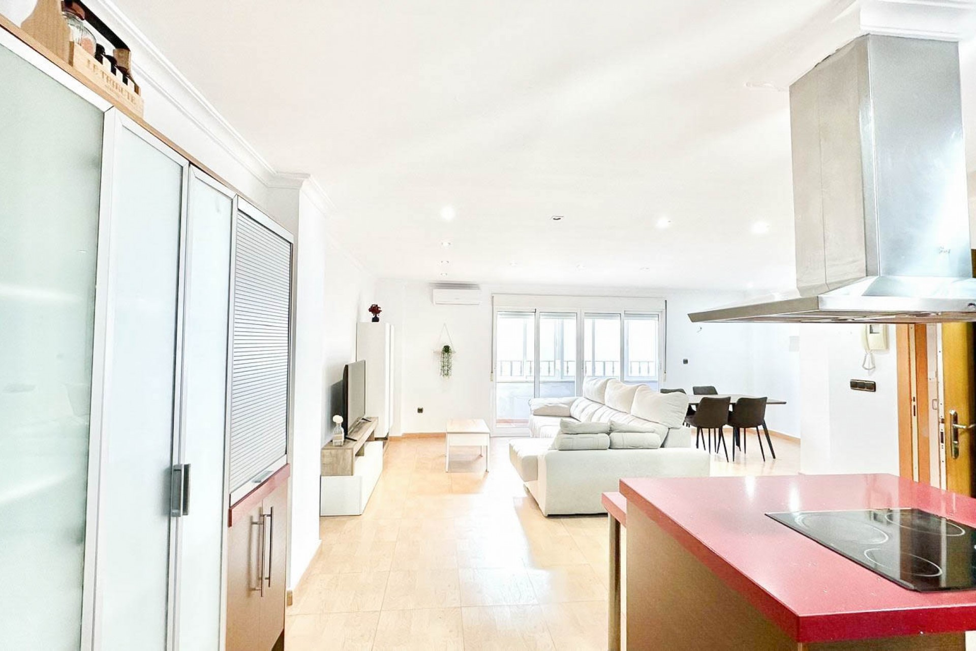 Resale - Apartment -
Torrevieja - Centro