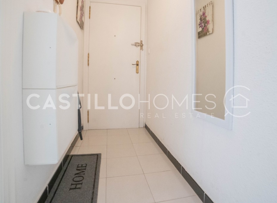 Resale - Apartment -
Torrevieja - Centro