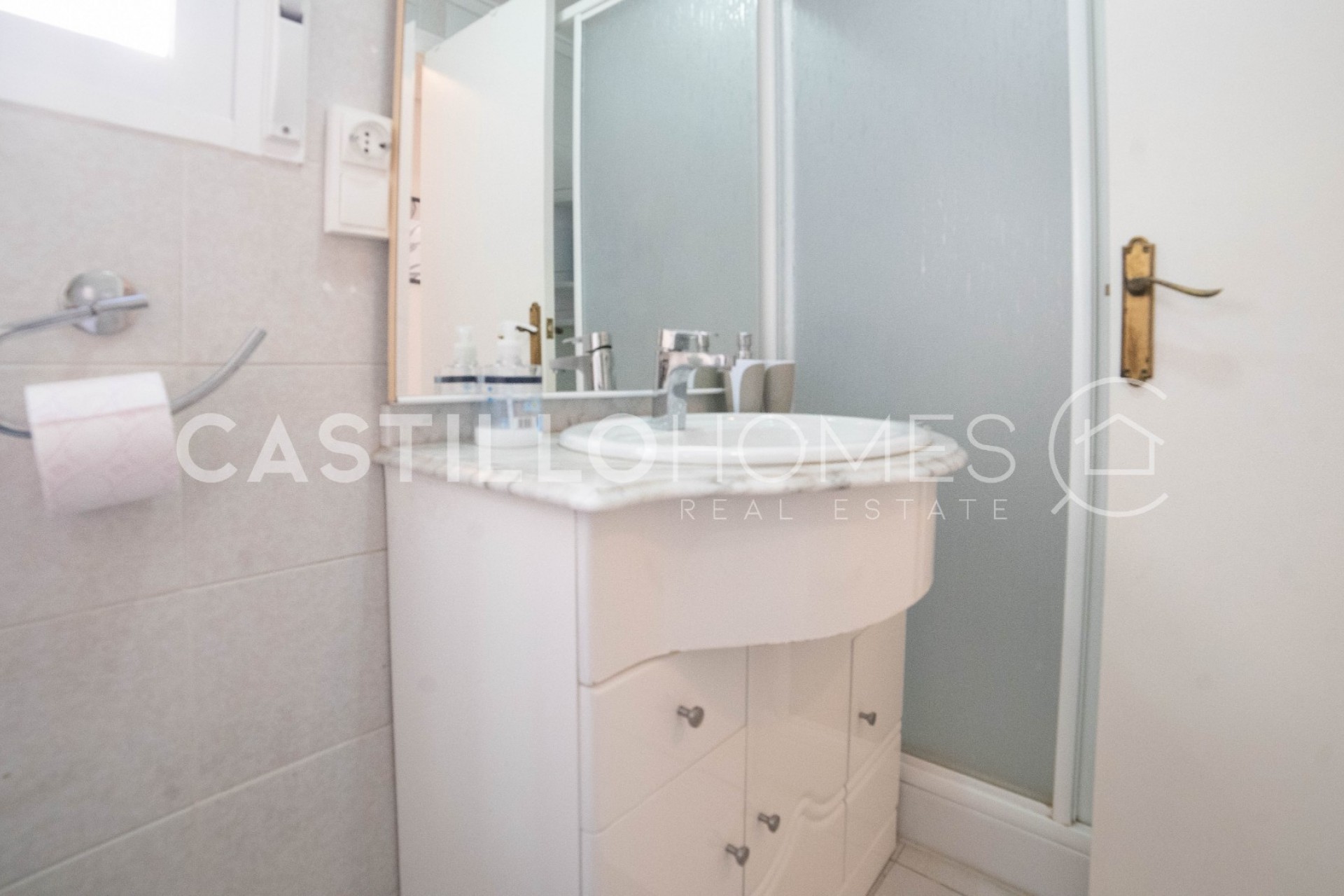 Resale - Apartment -
Torrevieja - Centro