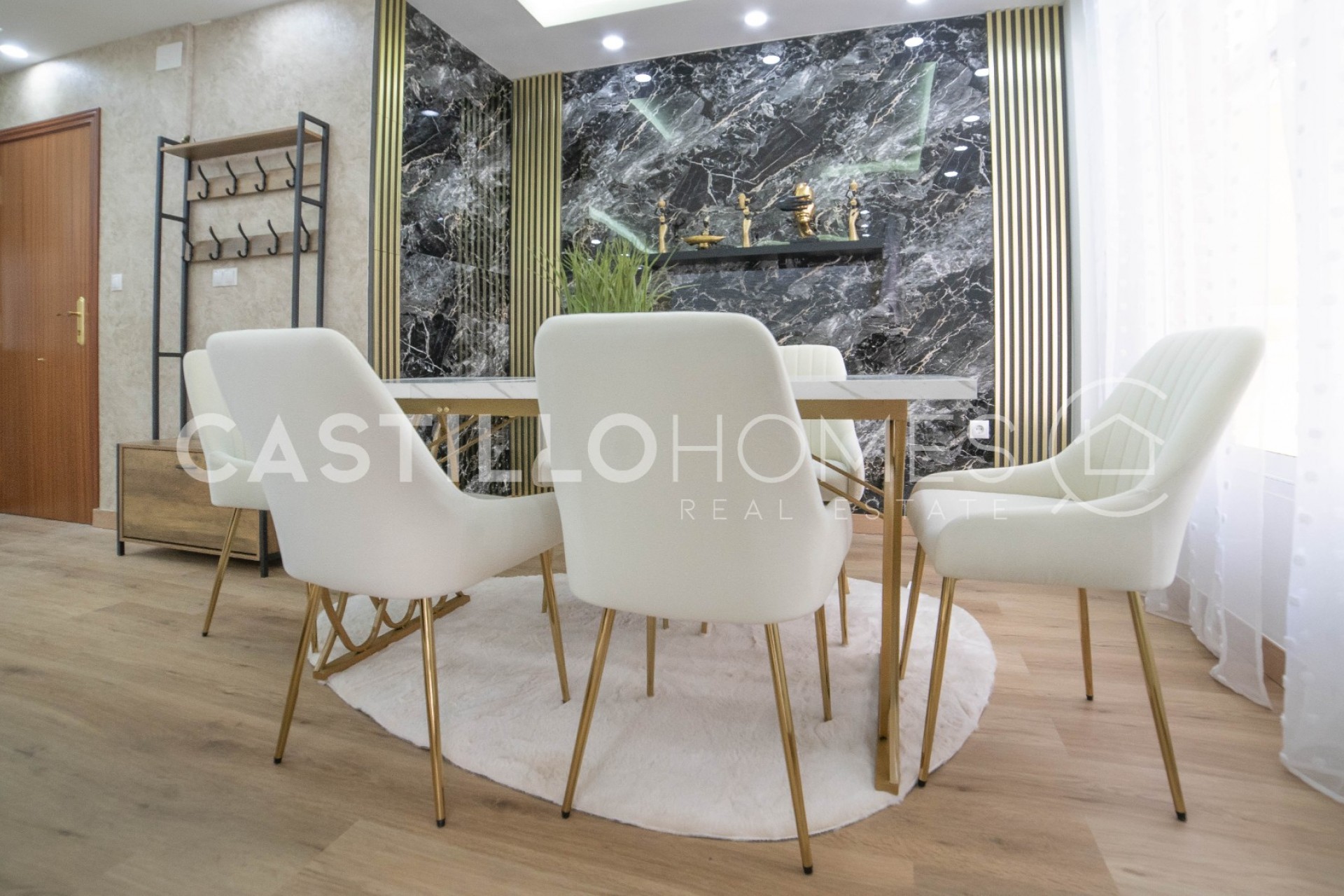 Resale - Apartment -
Torrevieja - Centro