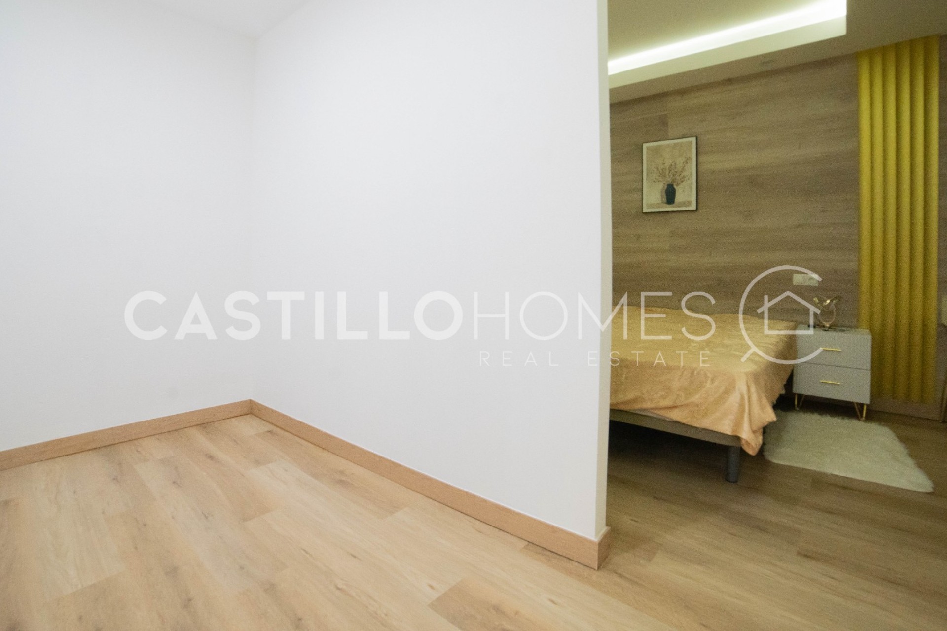 Resale - Apartment -
Torrevieja - Centro