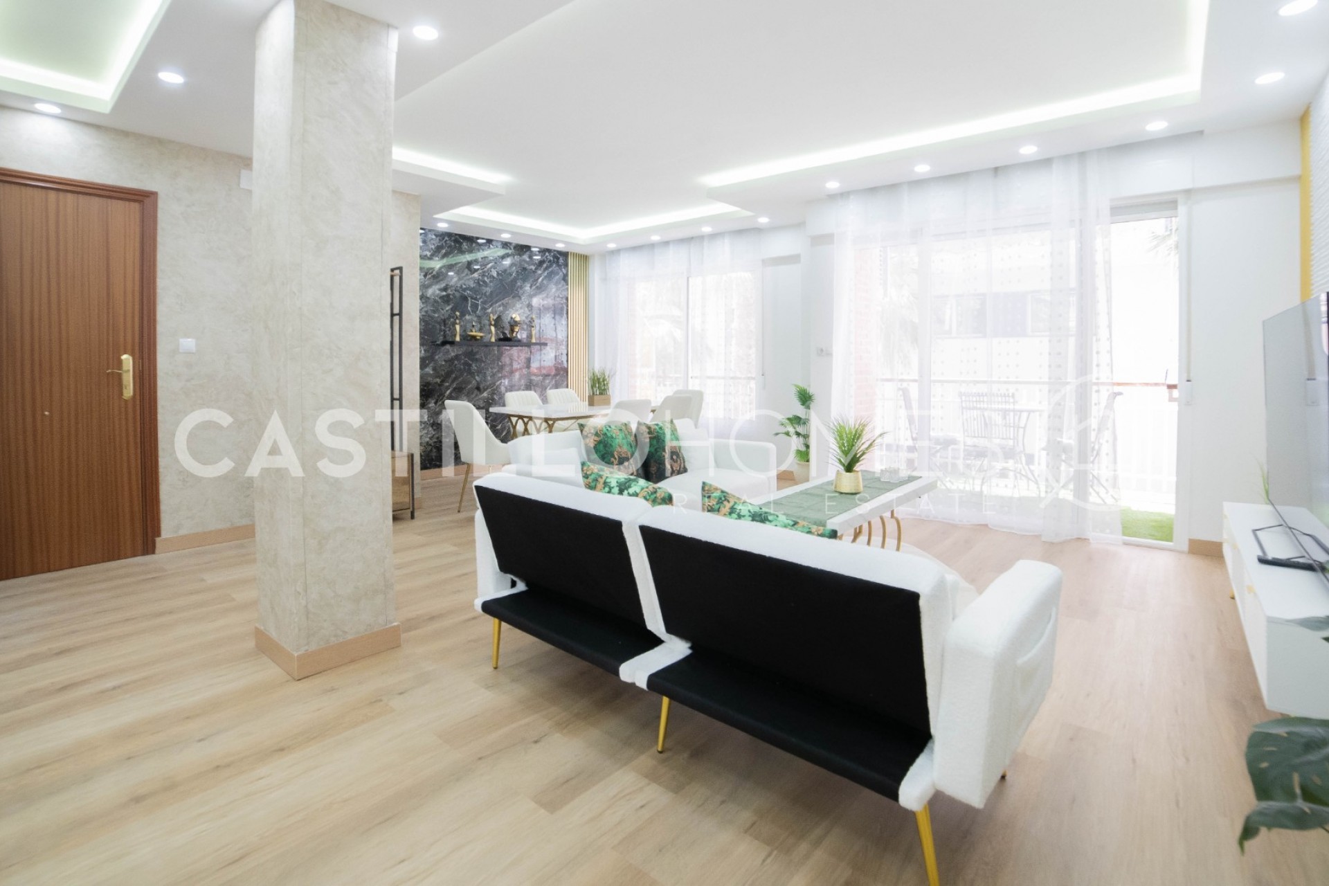 Resale - Apartment -
Torrevieja - Centro