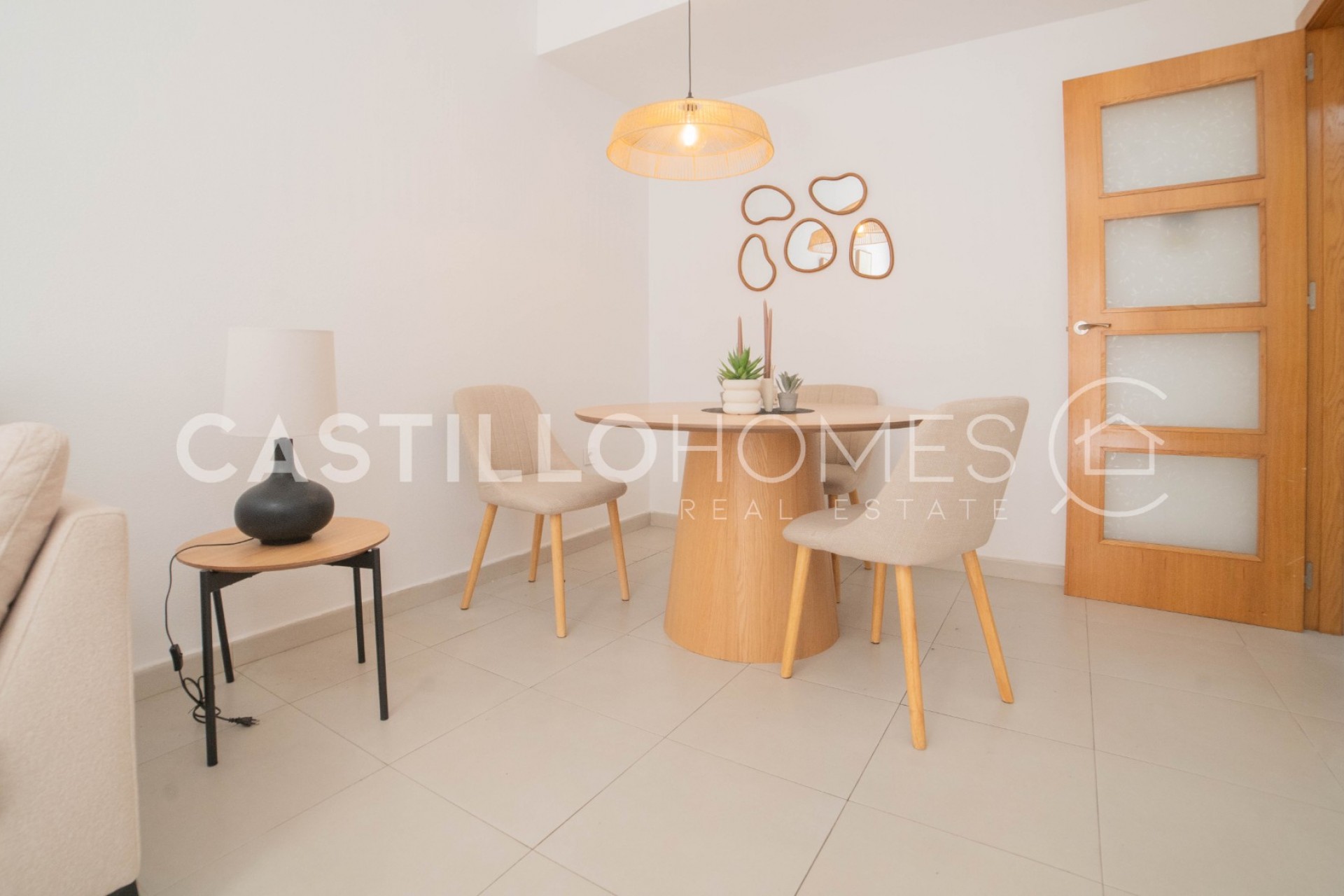 Resale - Apartment -
Torrevieja - Centro