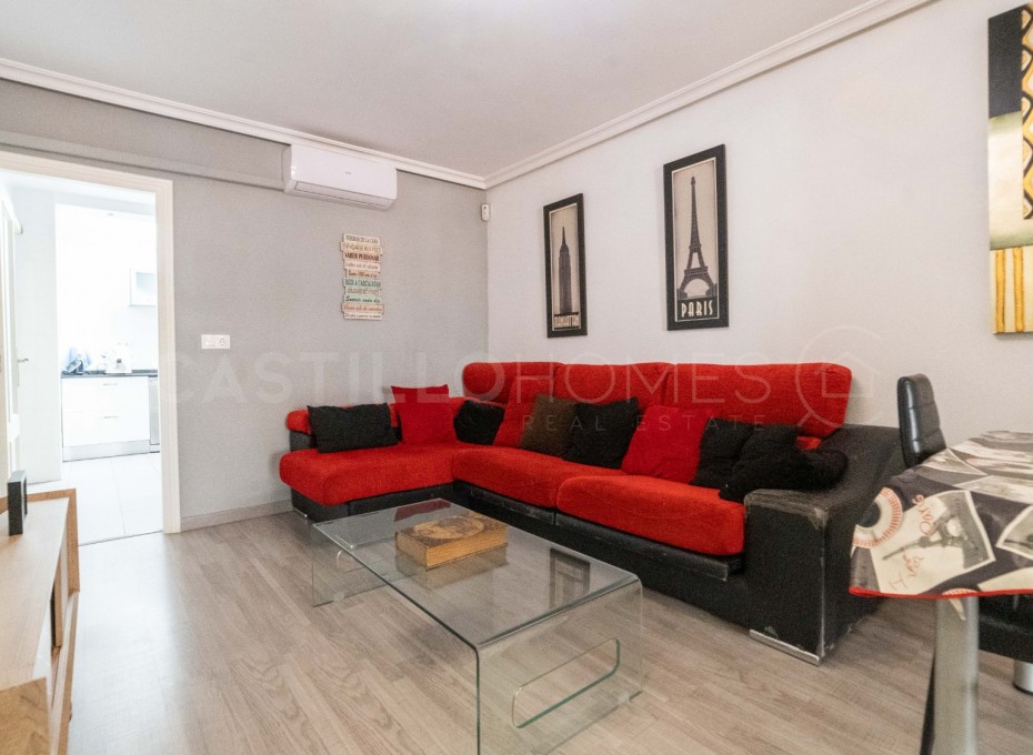 Resale - Apartment -
Torrevieja - El Acequión - Los Náufragos