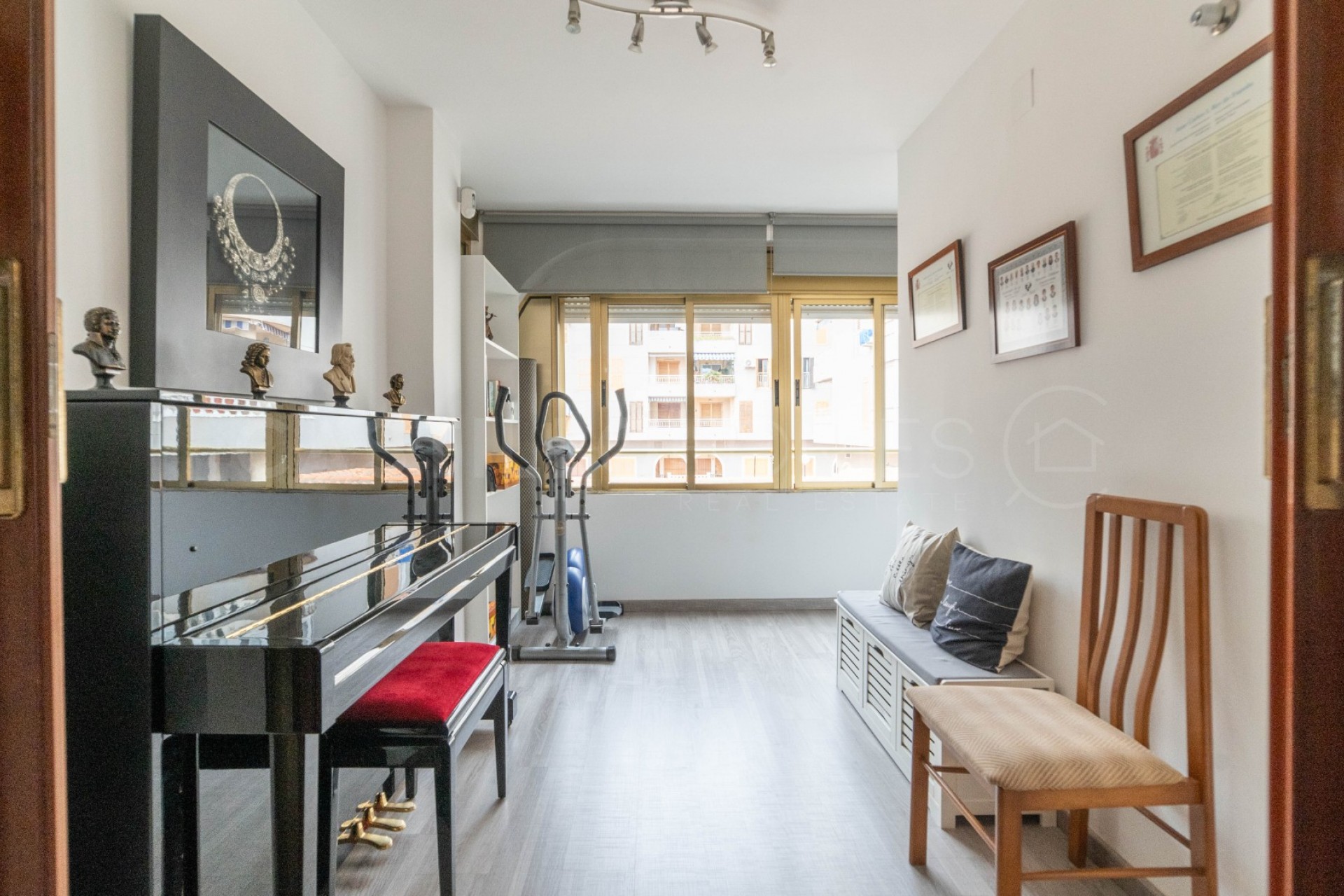 Resale - Apartment -
Torrevieja - El Acequión - Los Náufragos