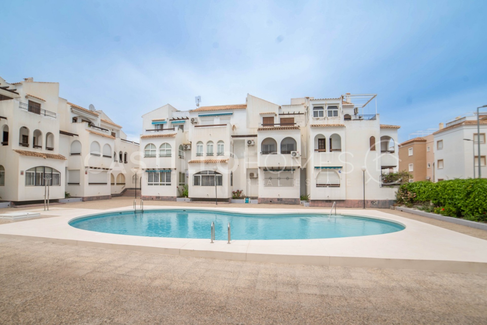 Resale - Apartment -
Torrevieja - El Acequión - Los Náufragos