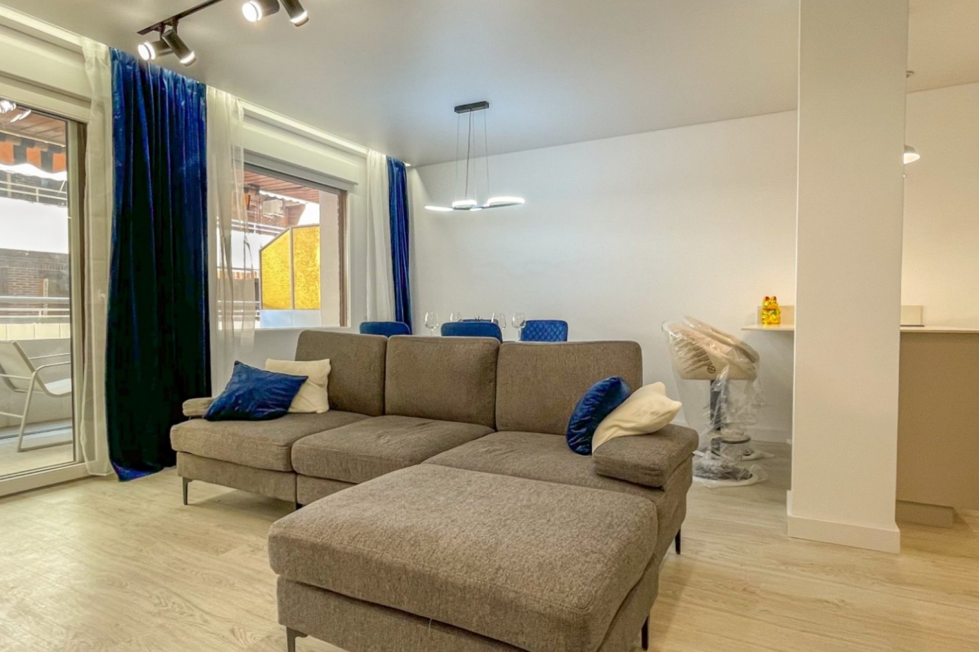 Resale - Apartment -
Torrevieja - El Acequión - Los Náufragos