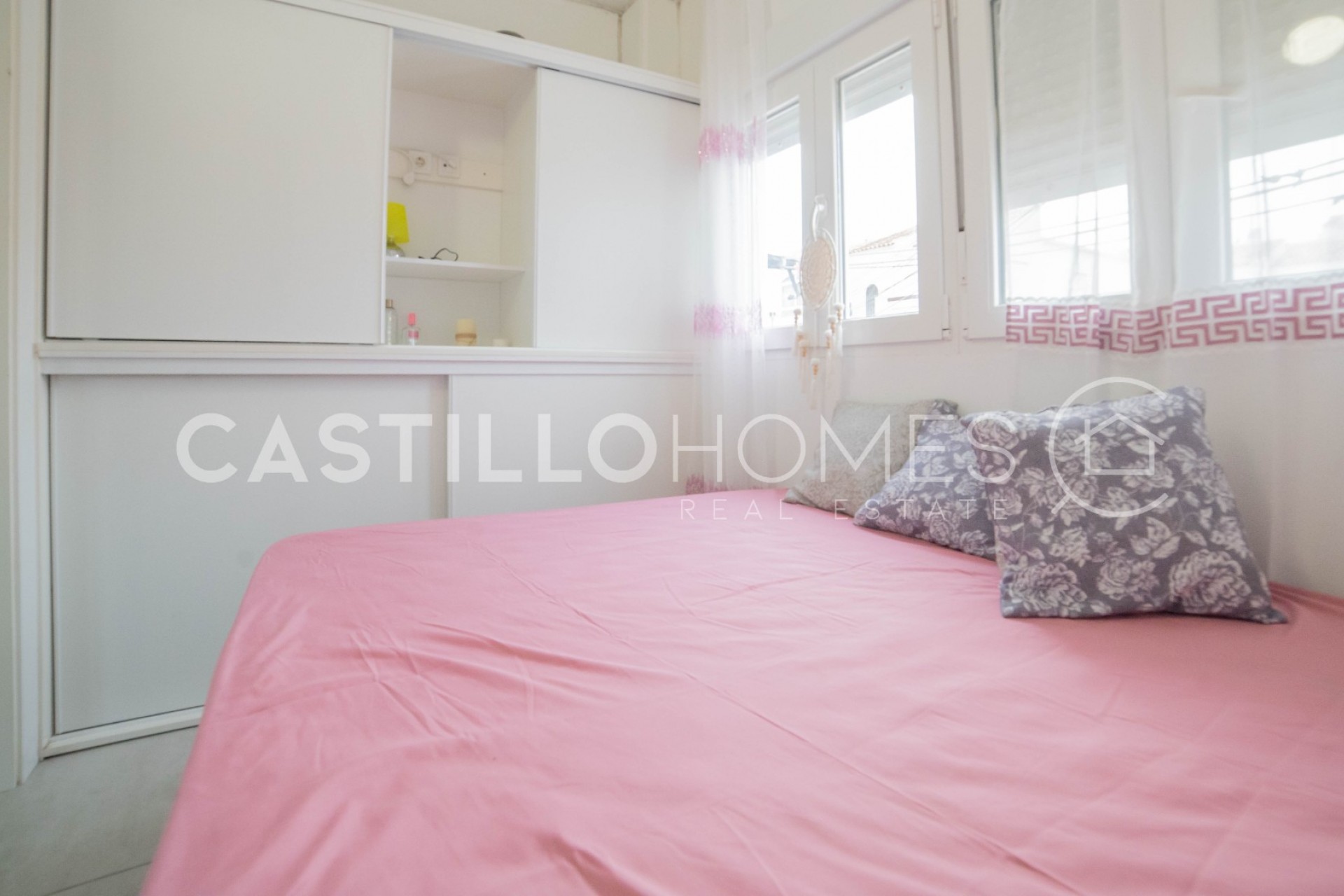 Resale - Apartment -
Torrevieja - El Acequión