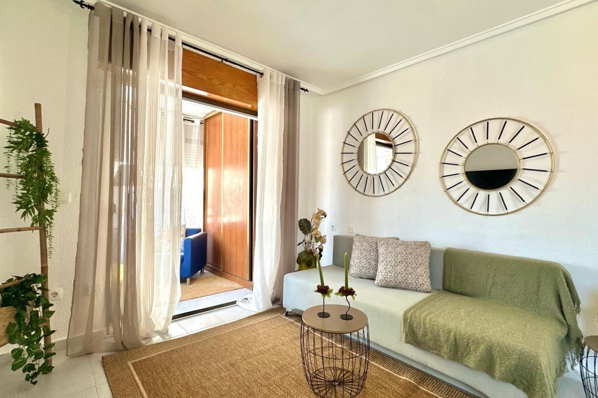 Resale - Apartment -
Torrevieja - El chaparral