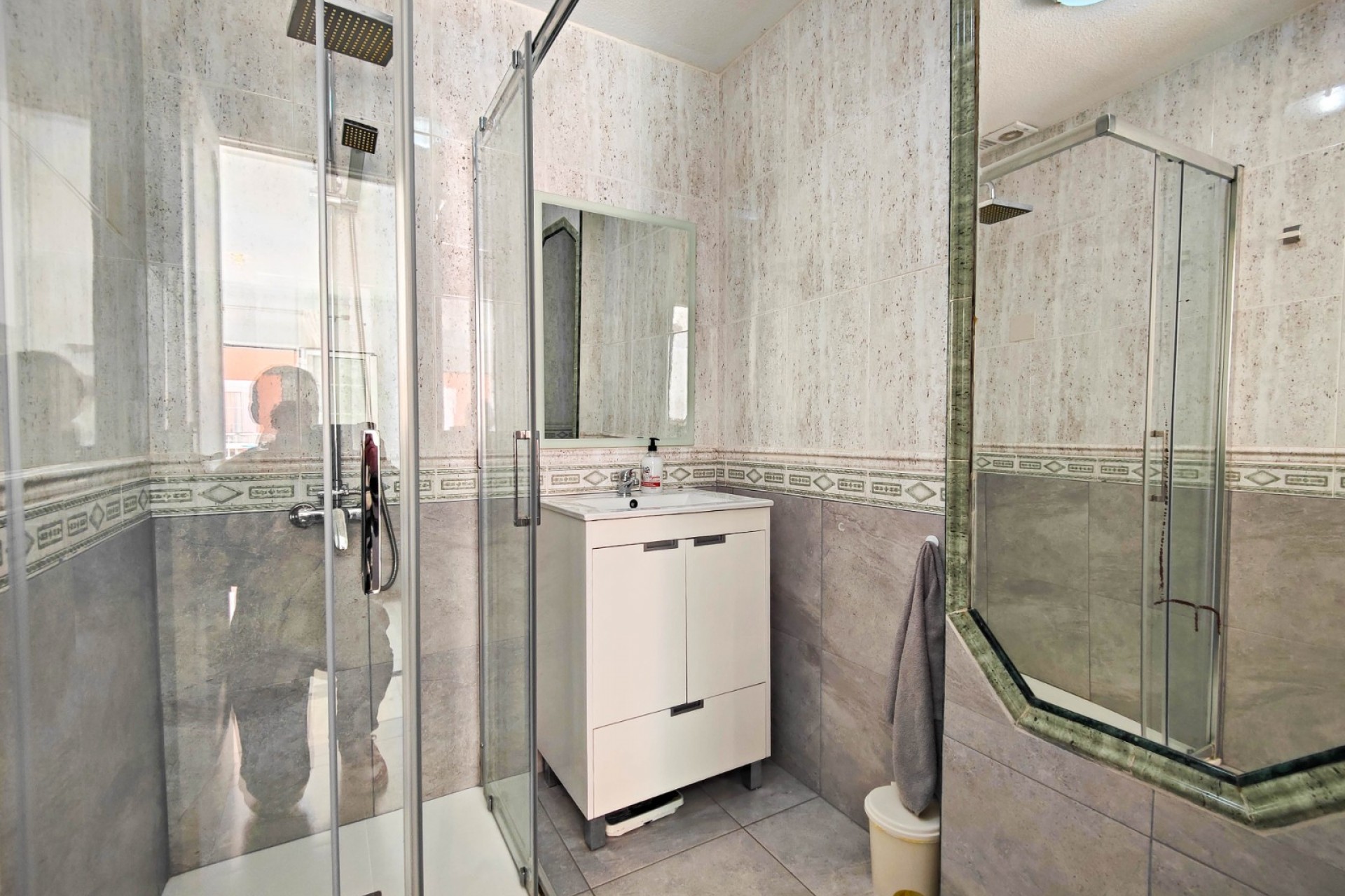 Resale - Apartment -
Torrevieja - La Mata