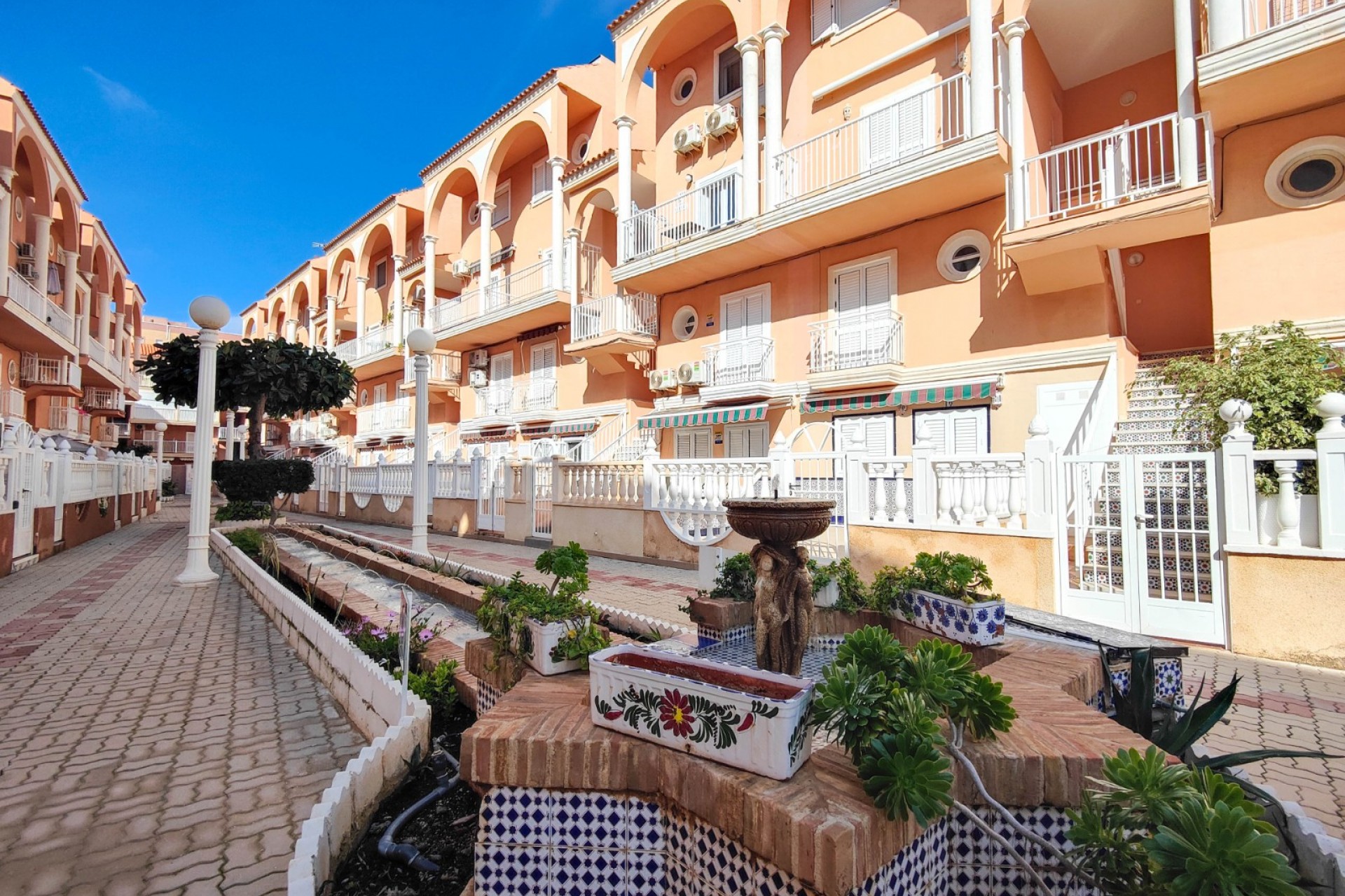 Resale - Apartment -
Torrevieja - La Mata