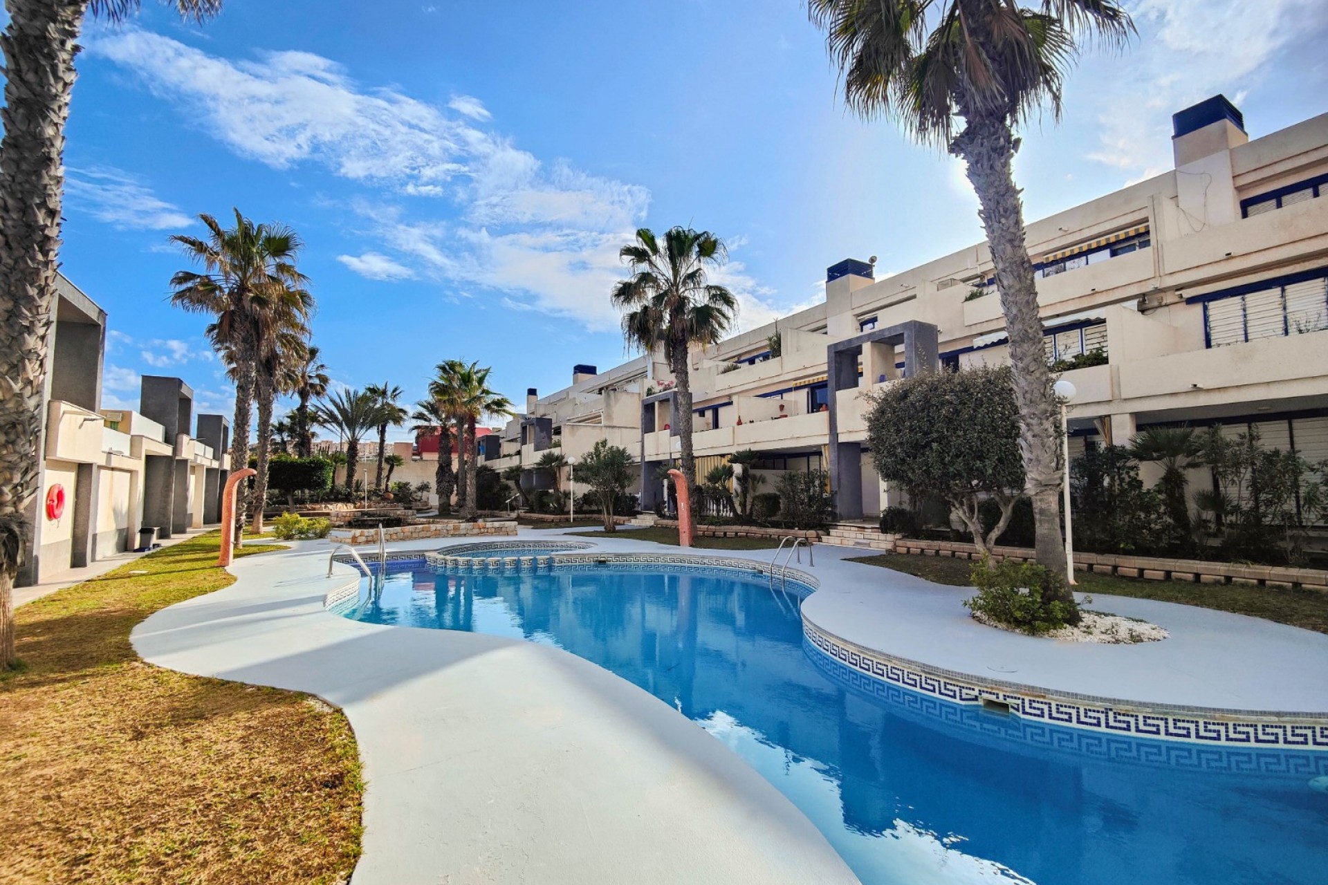 Resale - Apartment -
Torrevieja - La Mata