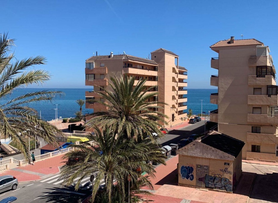 Resale - Apartment -
Torrevieja - La Mata