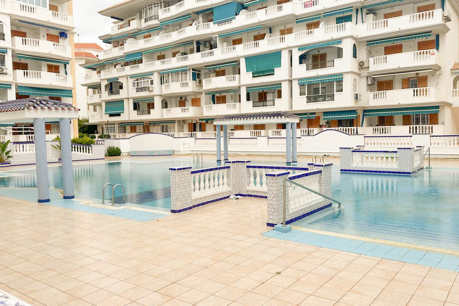 Resale - Apartment -
Torrevieja - La Mata