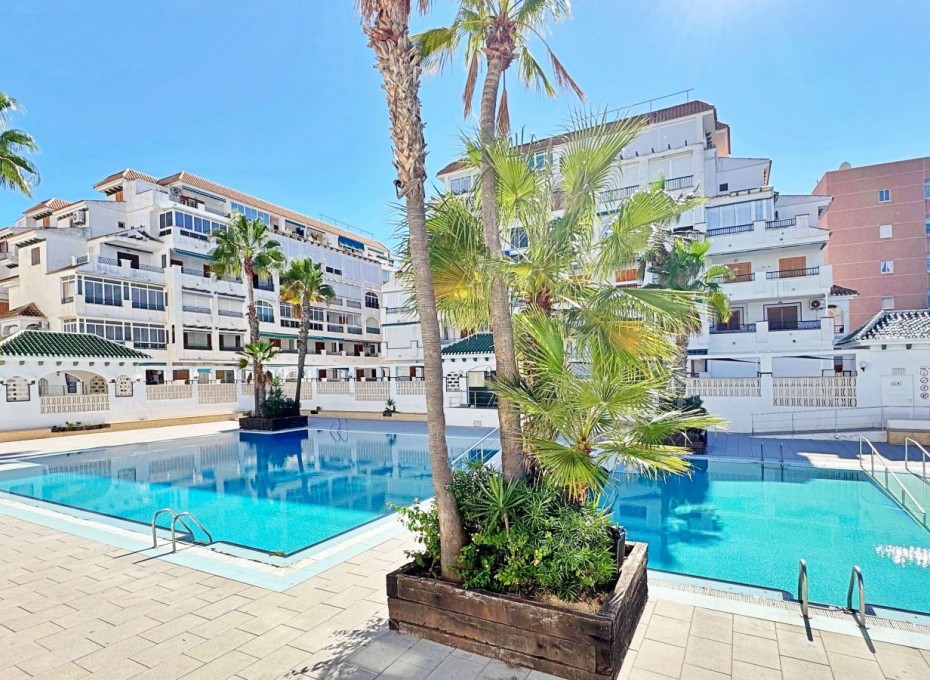 Resale - Apartment -
Torrevieja - La Mata