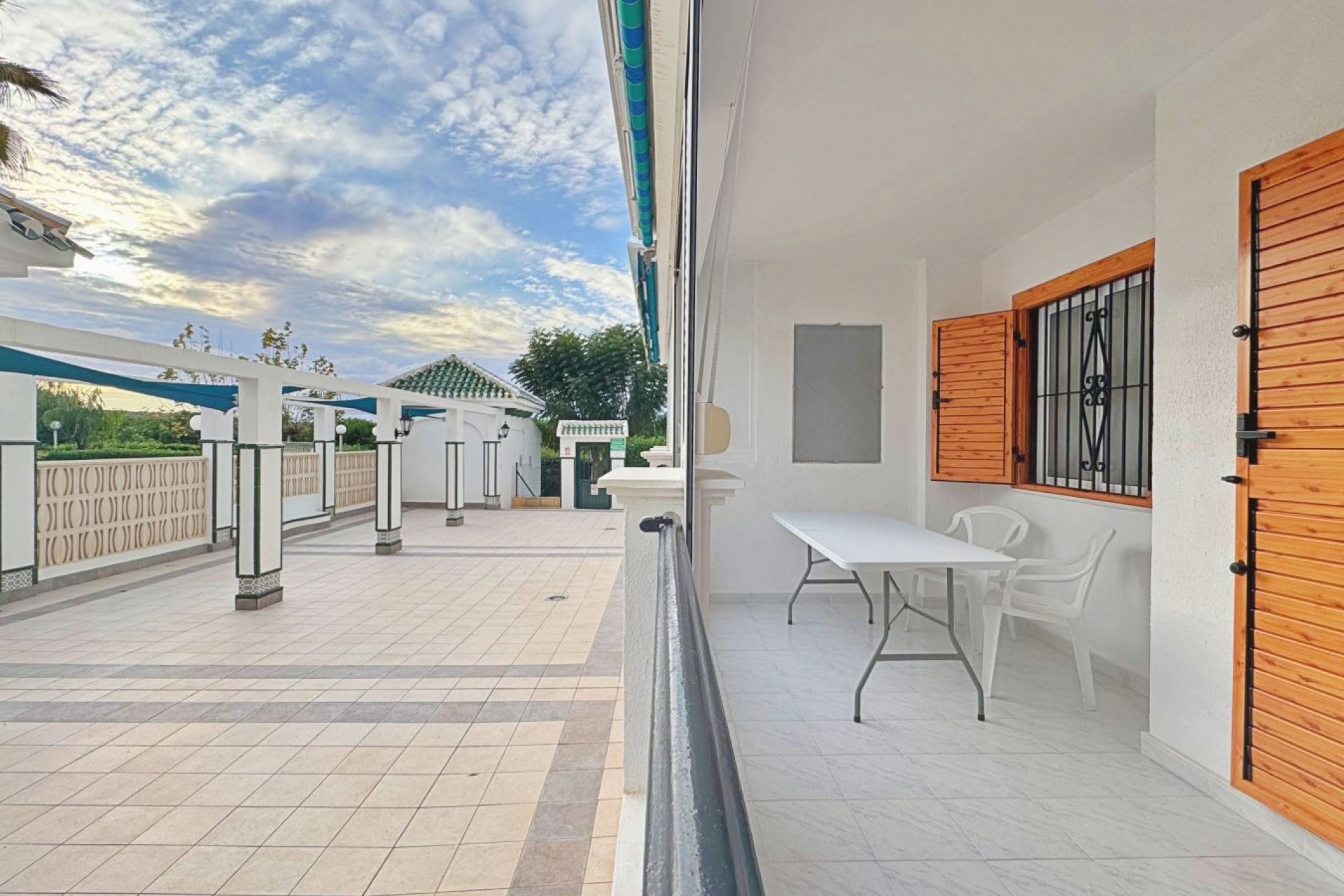 Resale - Apartment -
Torrevieja - La Mata