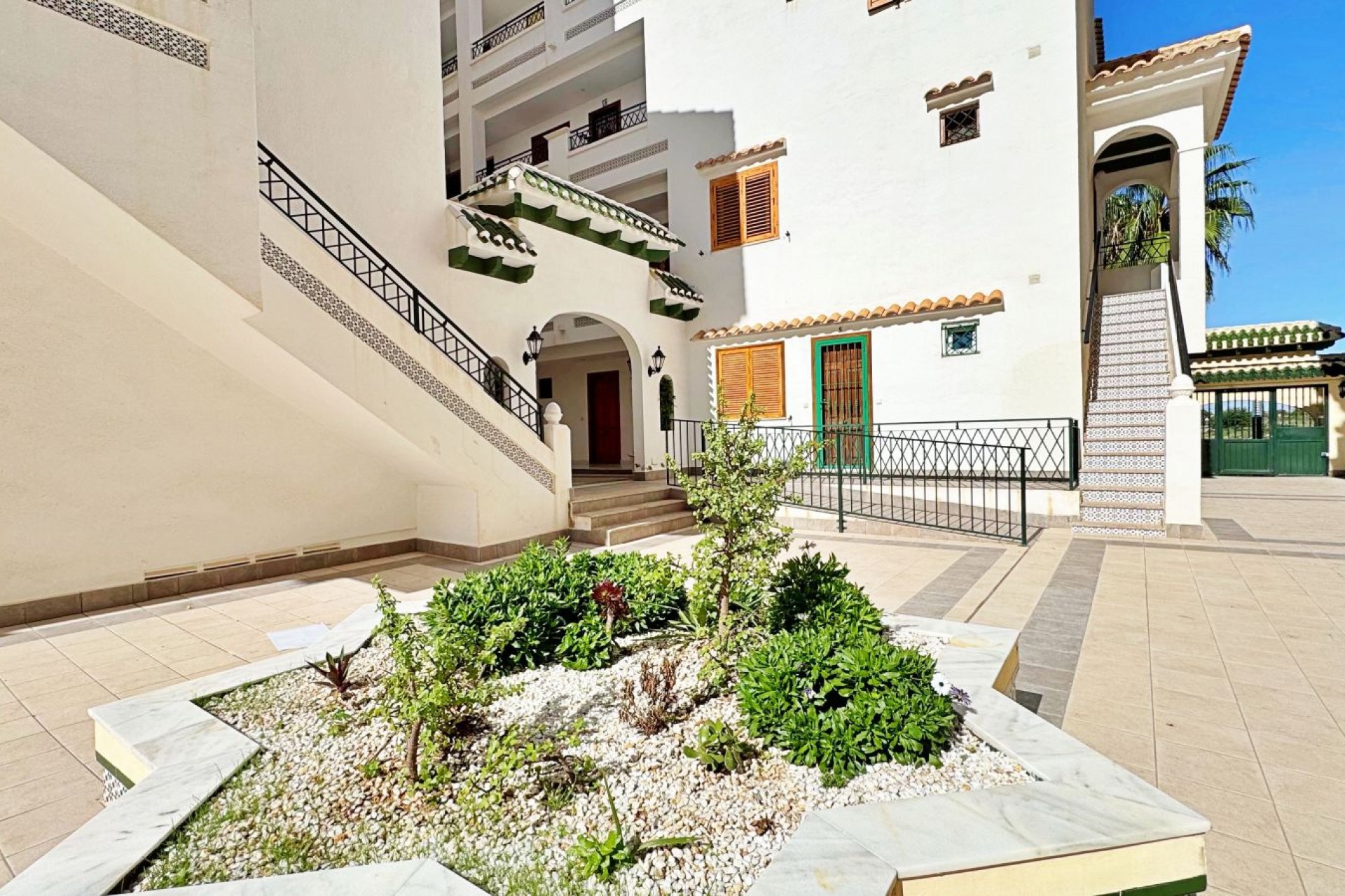 Resale - Apartment -
Torrevieja - La Mata