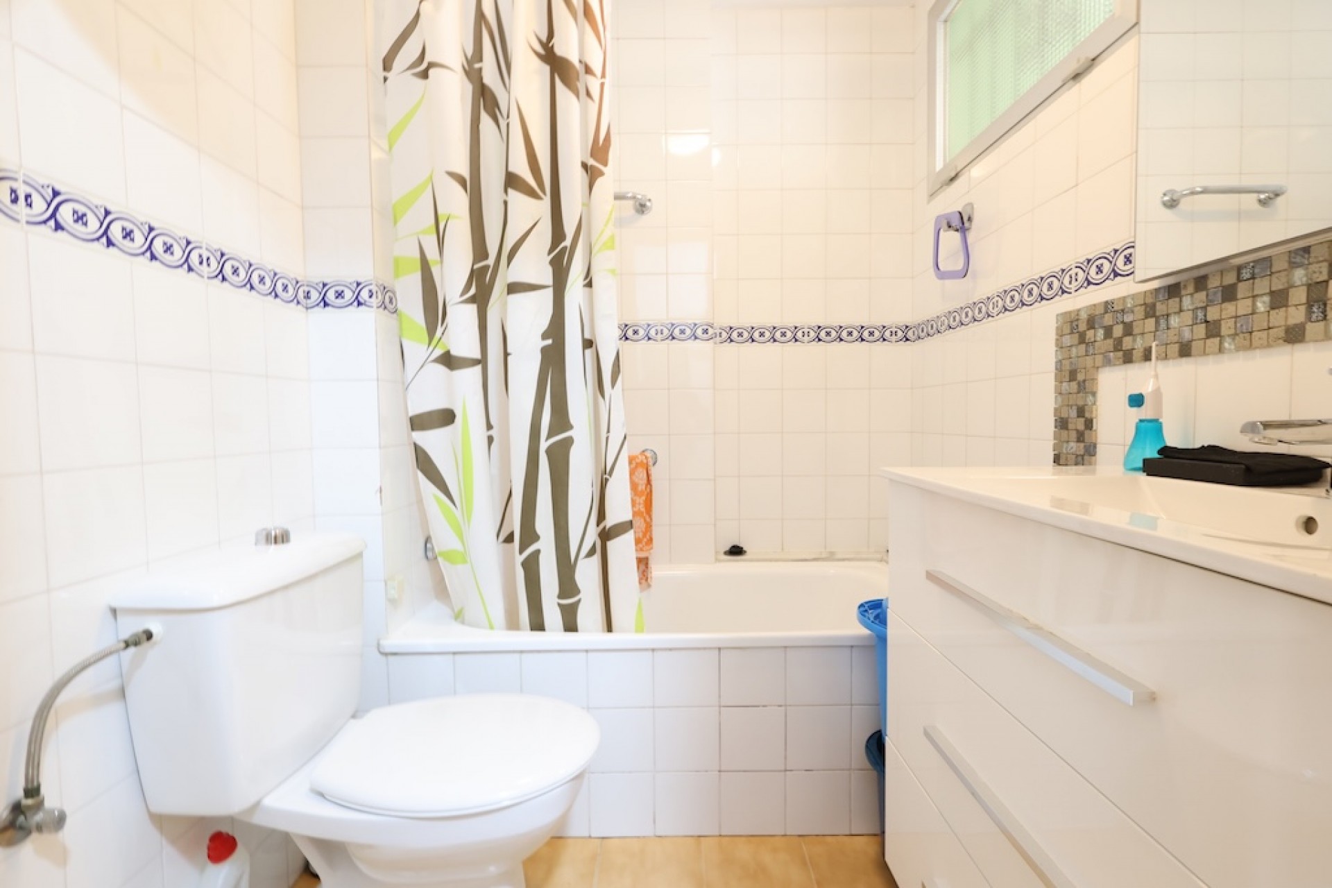 Resale - Apartment -
Torrevieja - La veleta