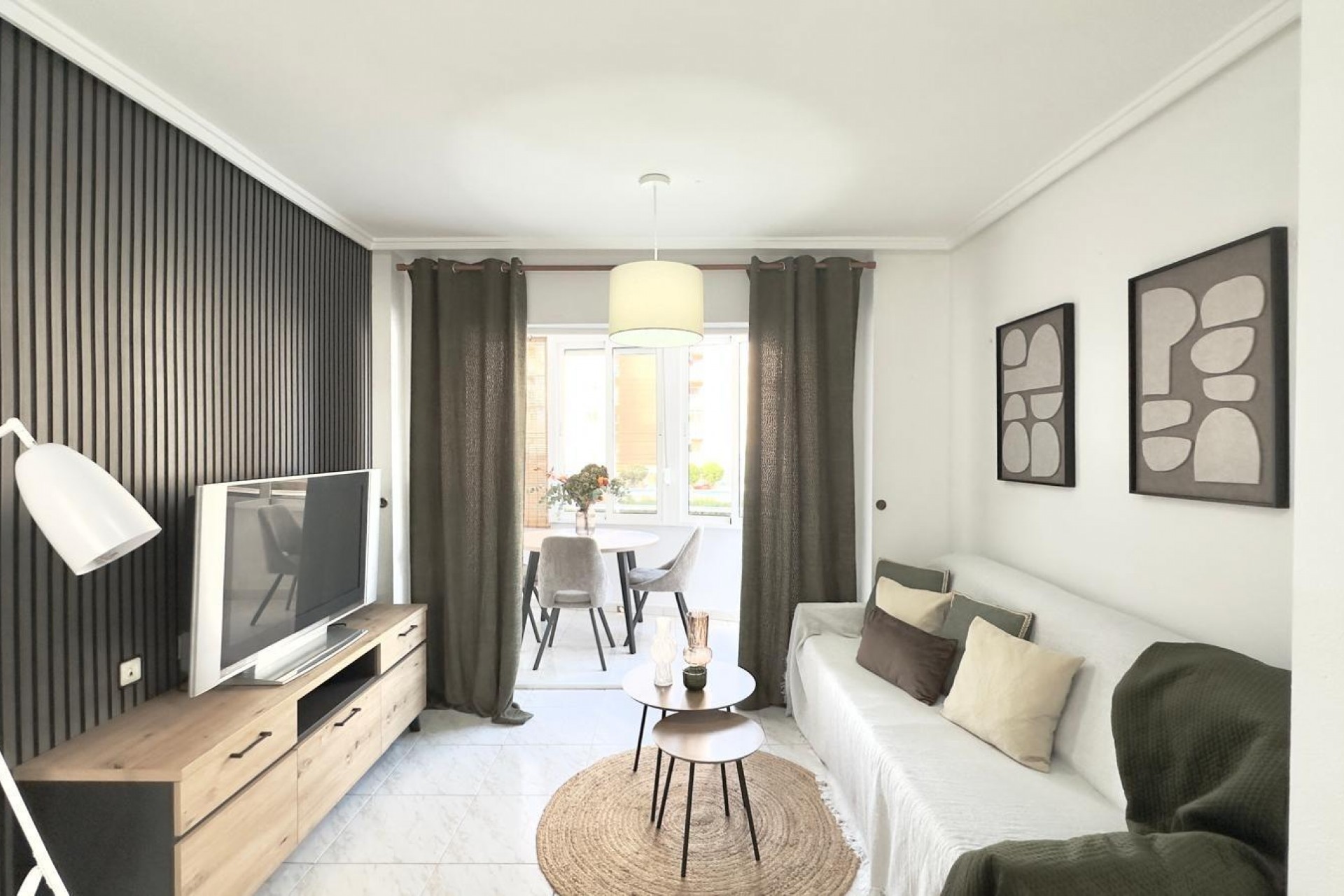 Resale - Apartment -
Torrevieja - Nueva Torrevieja - Aguas Nuevas