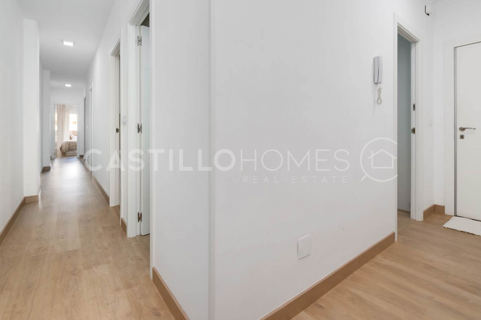 Resale - Apartment -
Torrevieja - Playa de los Locos