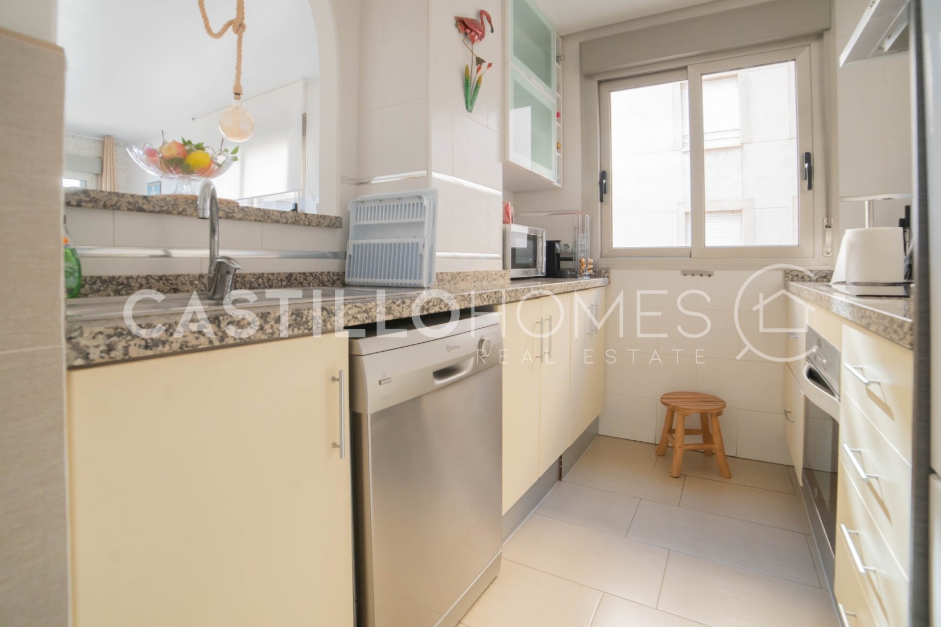 Resale - Apartment -
Torrevieja - Playa de los Locos