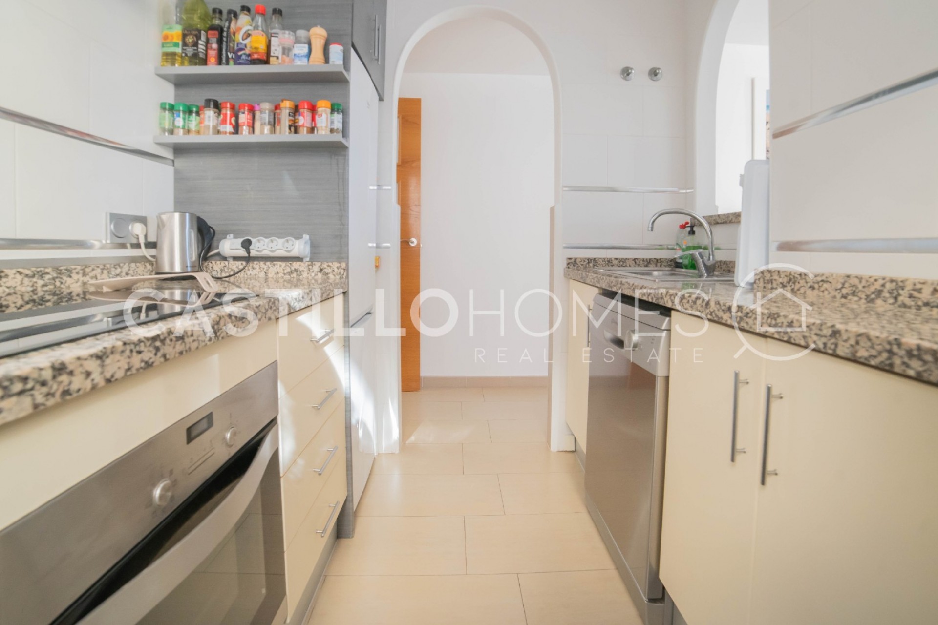 Resale - Apartment -
Torrevieja - Playa de los Locos