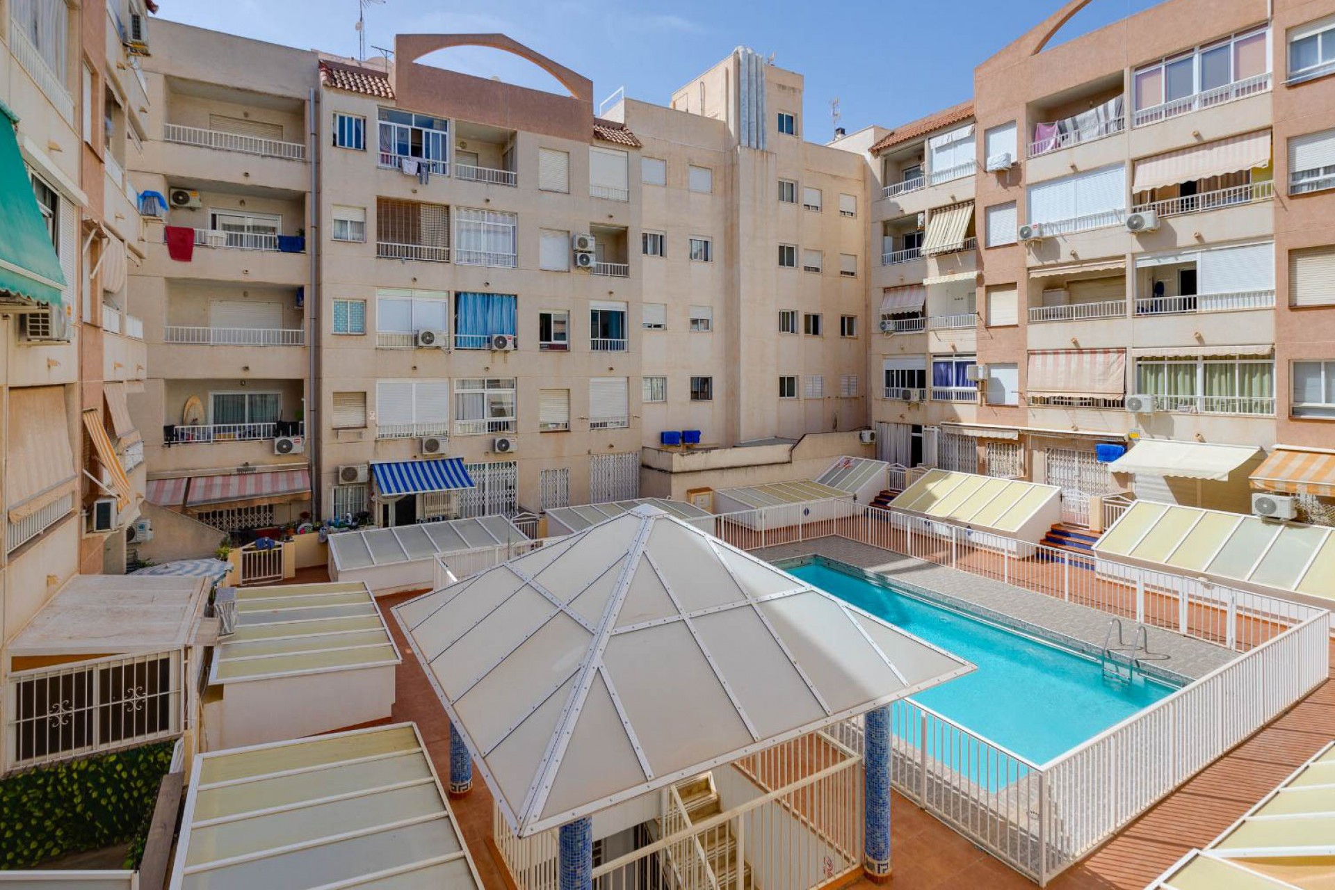 Resale - Apartment -
Torrevieja - Playa de los Locos