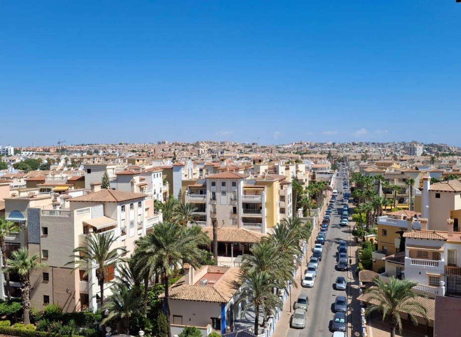 Resale - Apartment -
Torrevieja - Playa de los locos