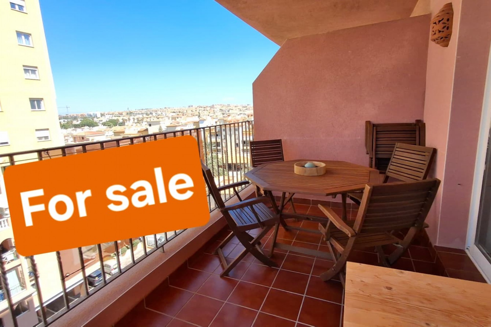 Resale - Apartment -
Torrevieja - Playa de los locos